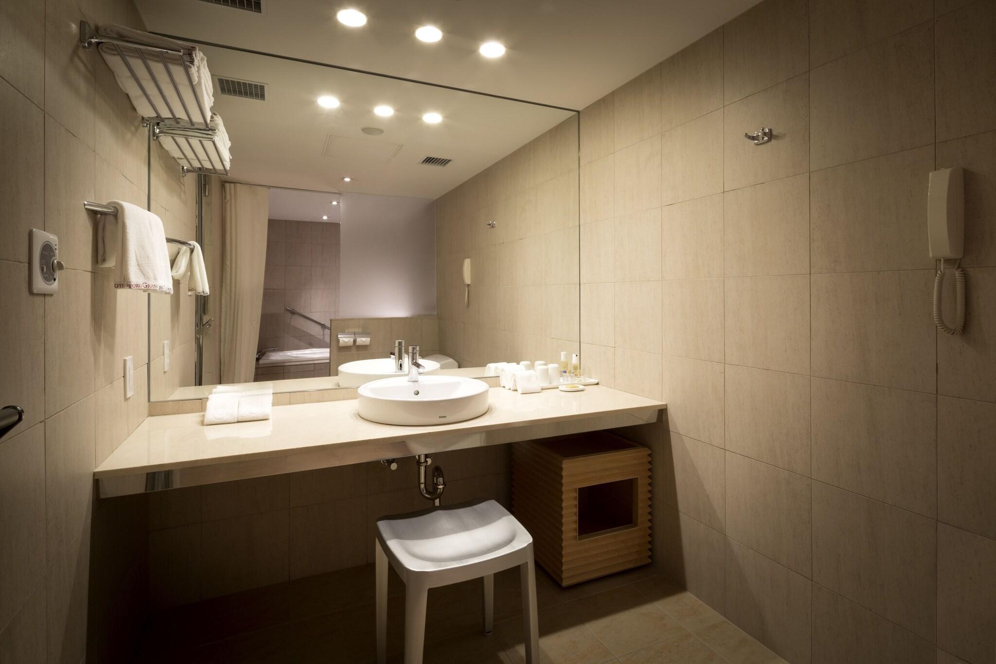 Twin Deluxe Executive