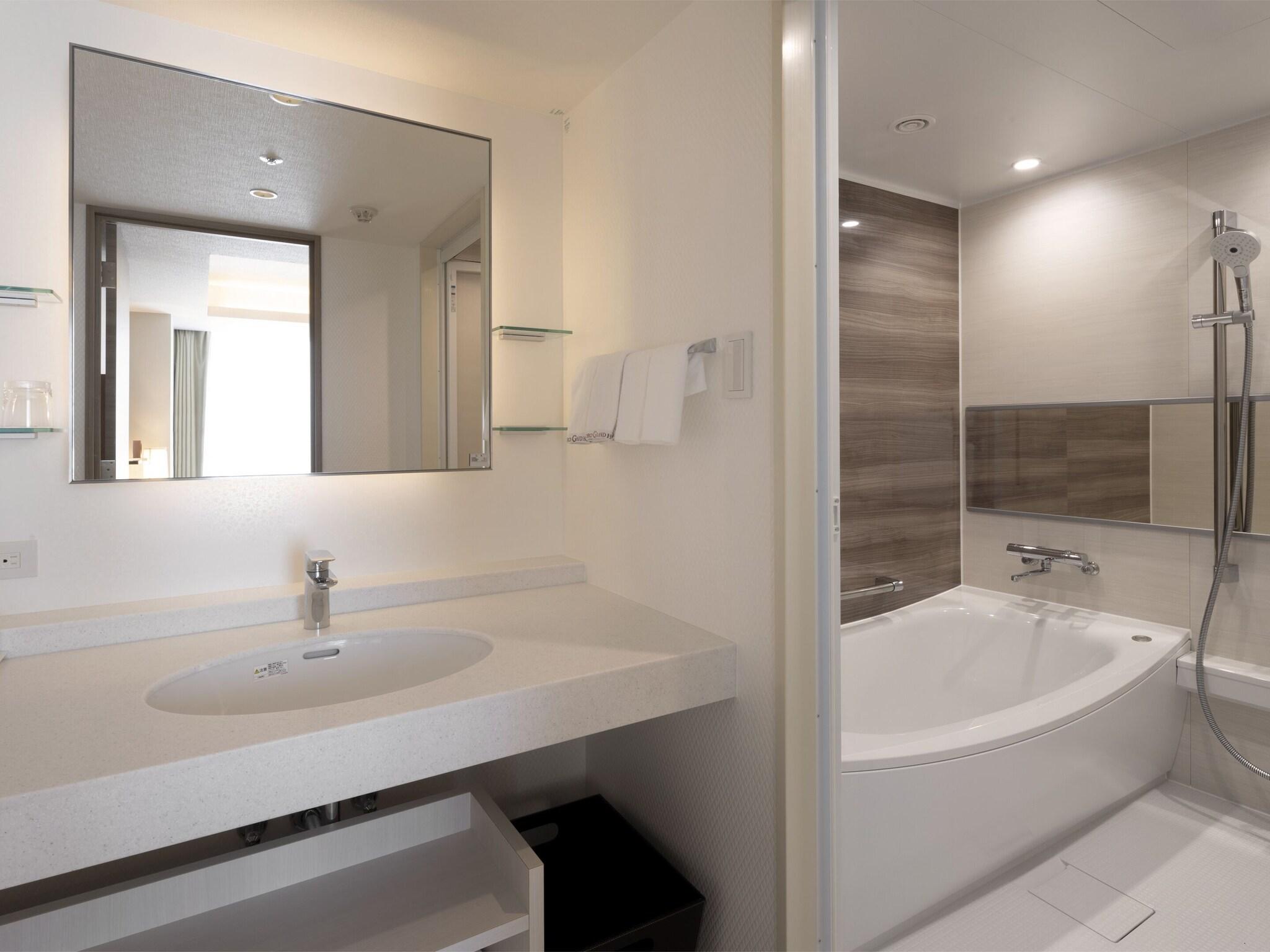 Double Premier King Bed