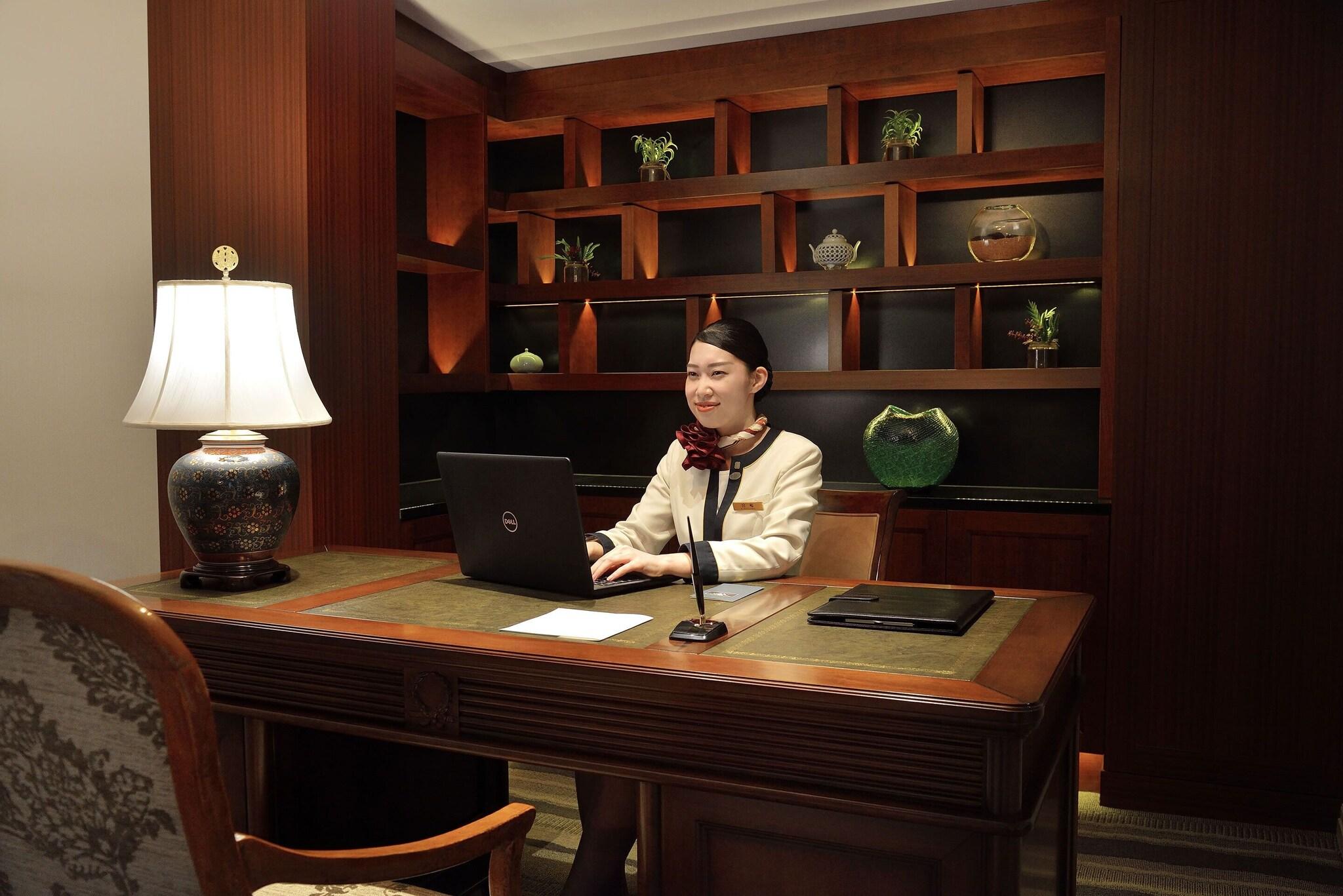 Suite Deluxe Non Smoking