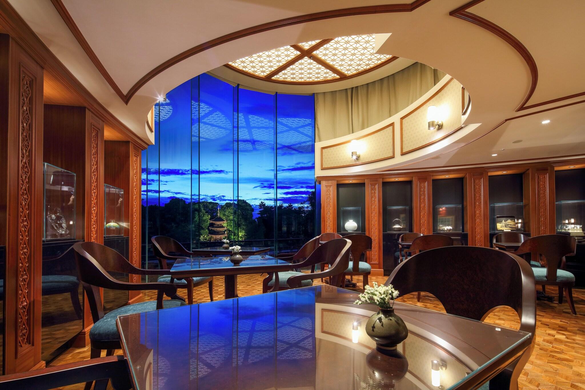 Suite Deluxe Non Smoking