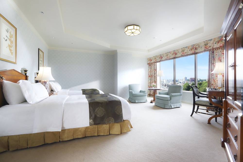 Triple Garden View King Bed