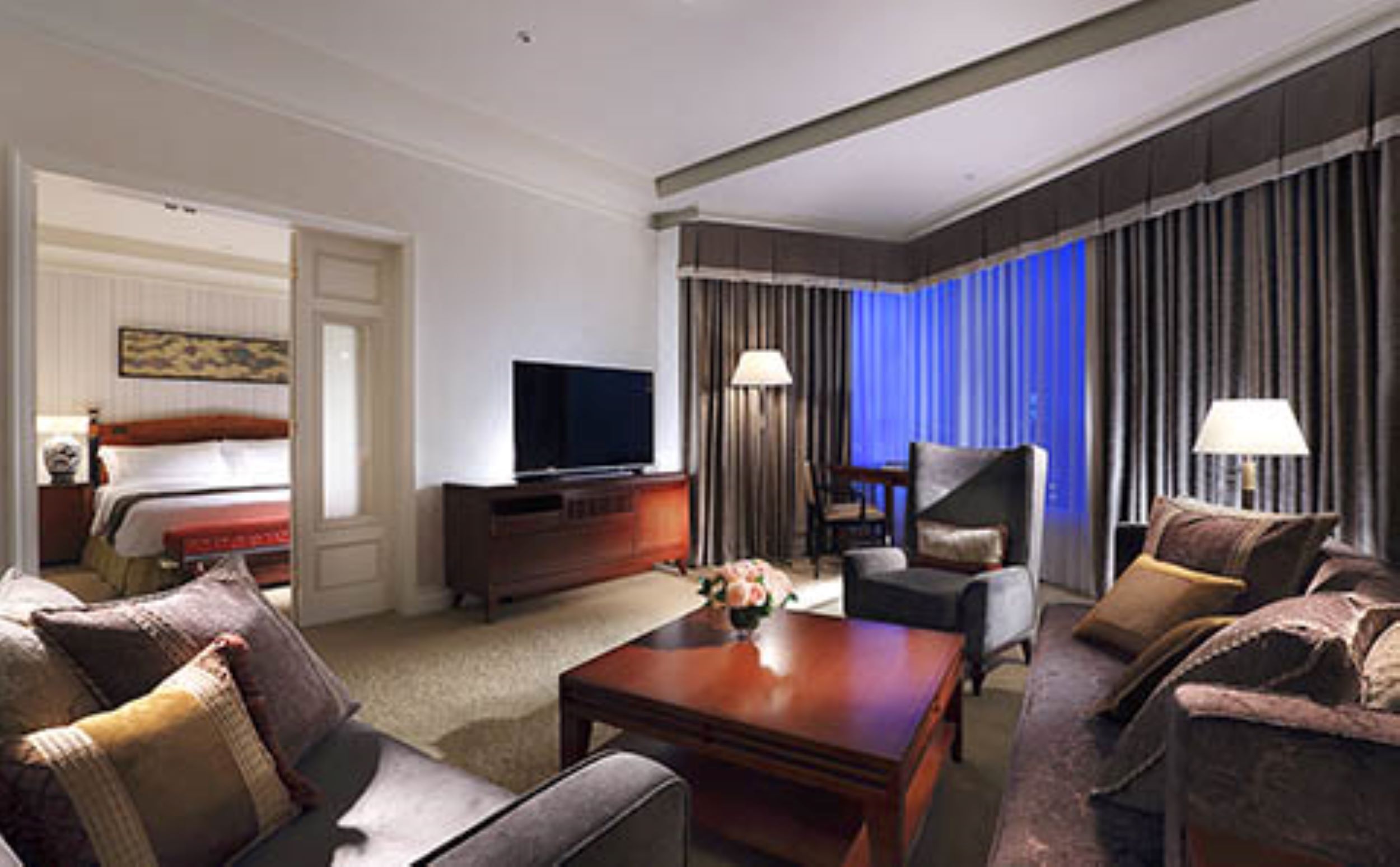 Suite Executive City View