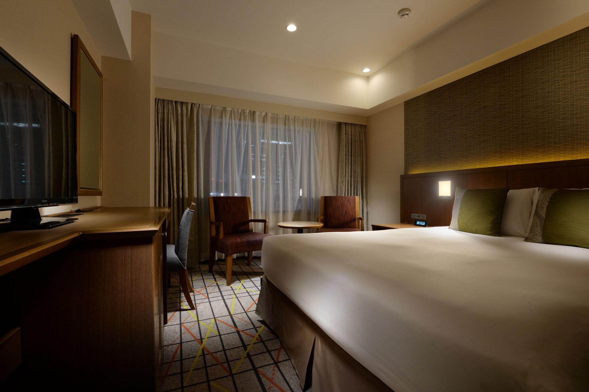 Single Superior with Double Bed