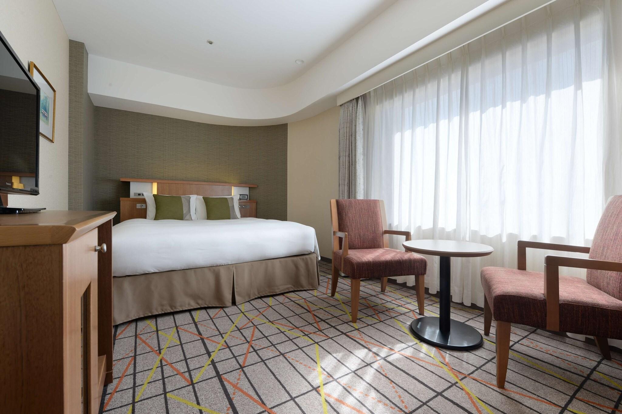 Single Superior with Double Bed