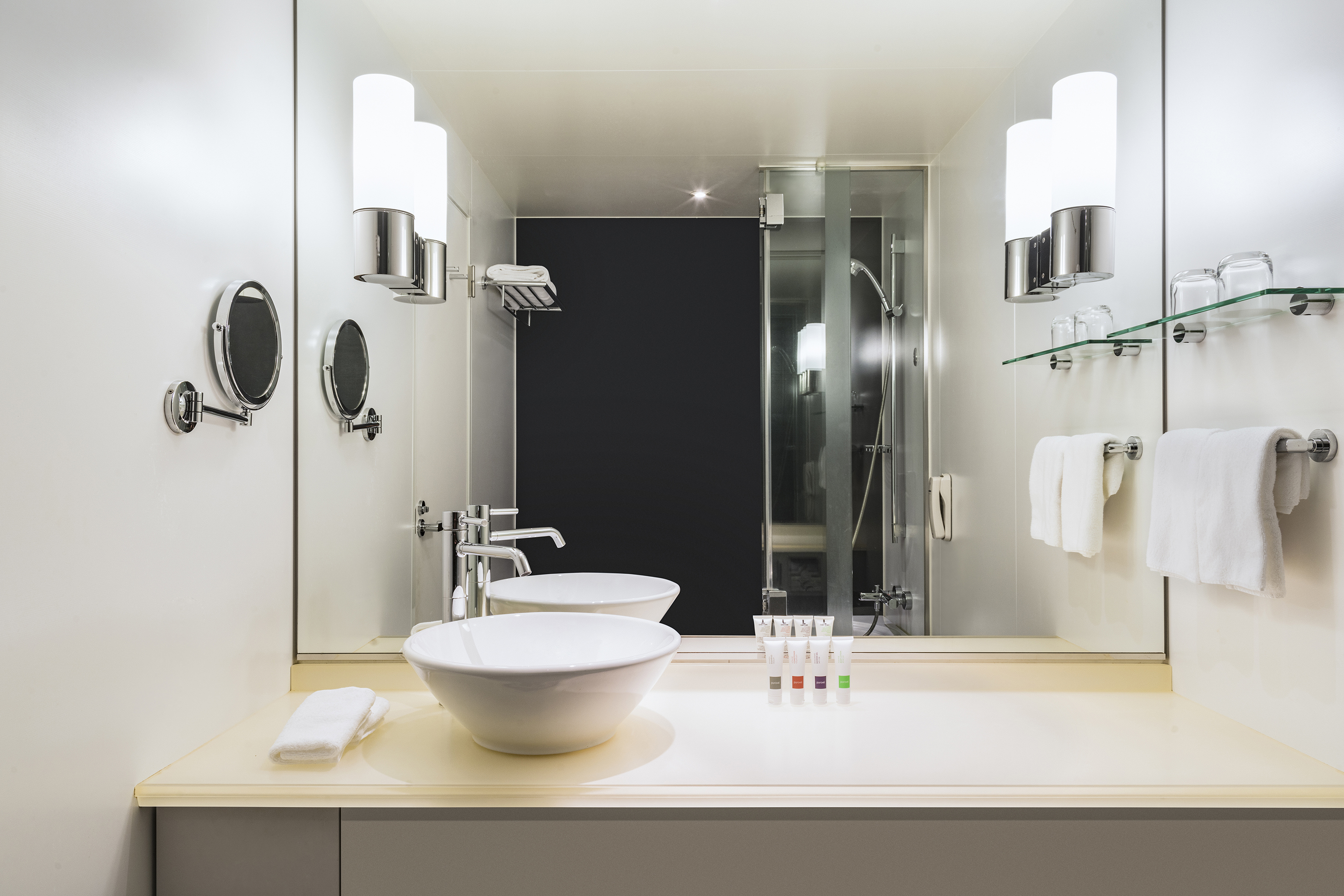 Double King Size Bed