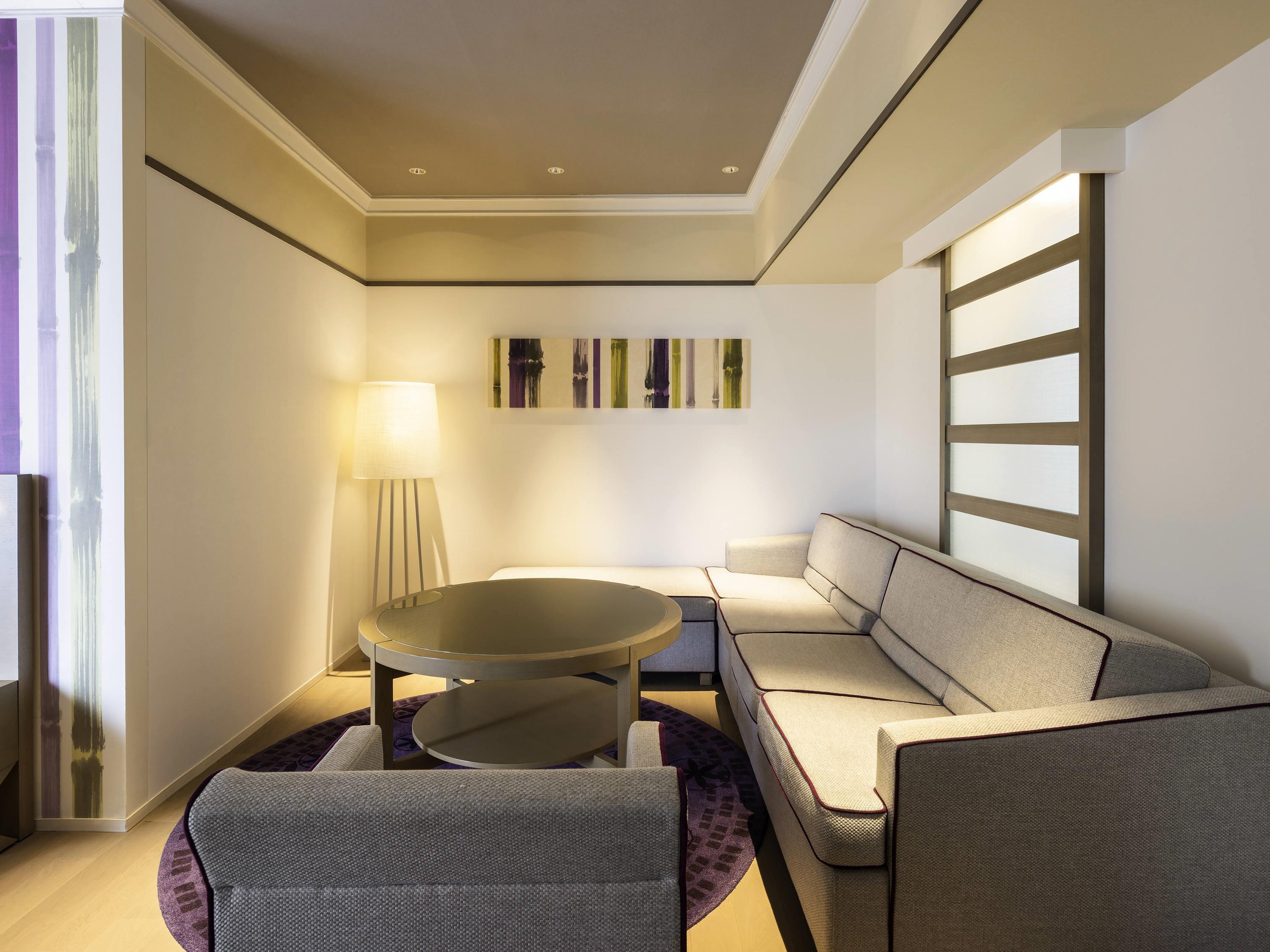 Junior Suite King Size Bed