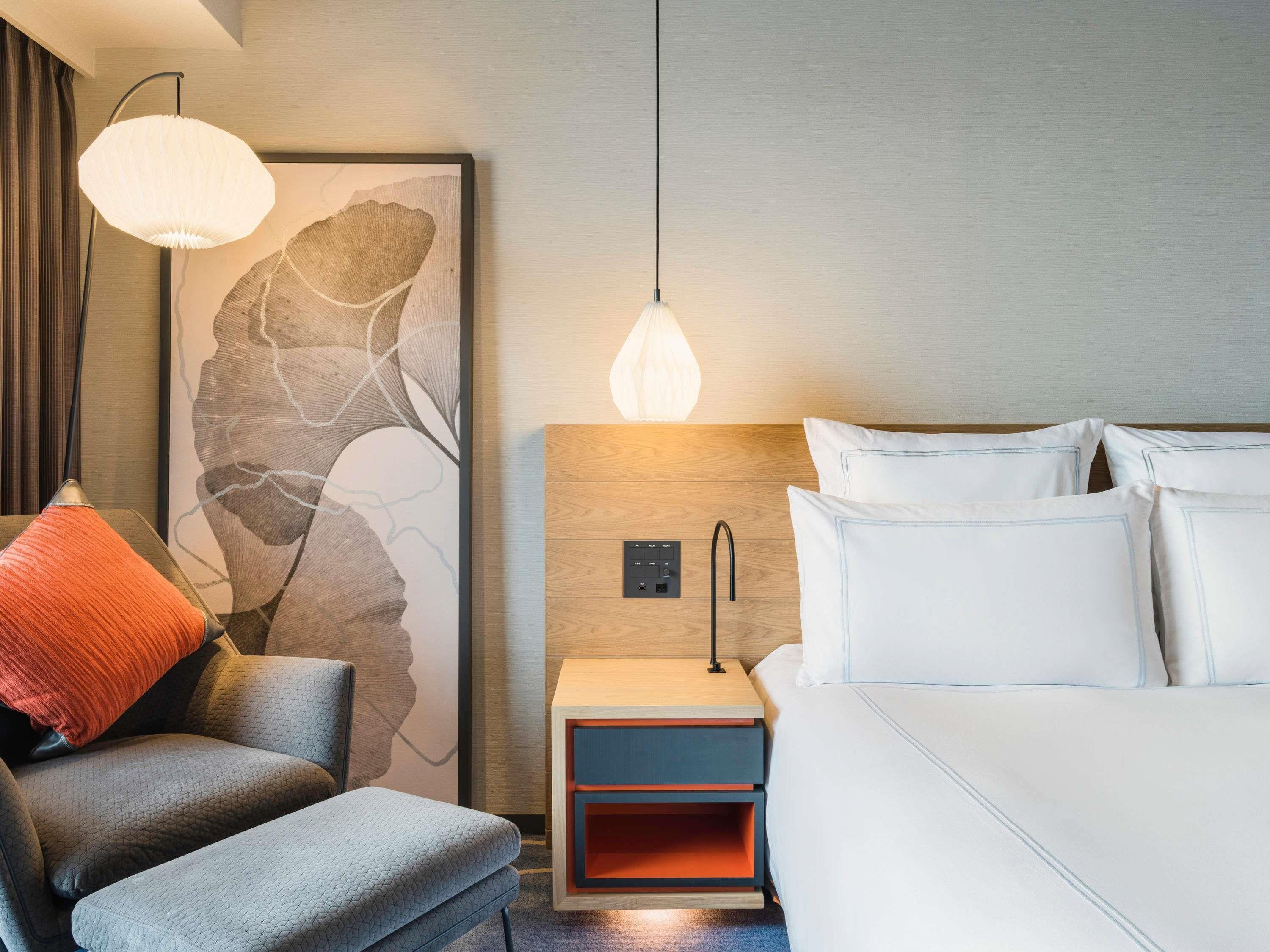 Double Queen Size Bed