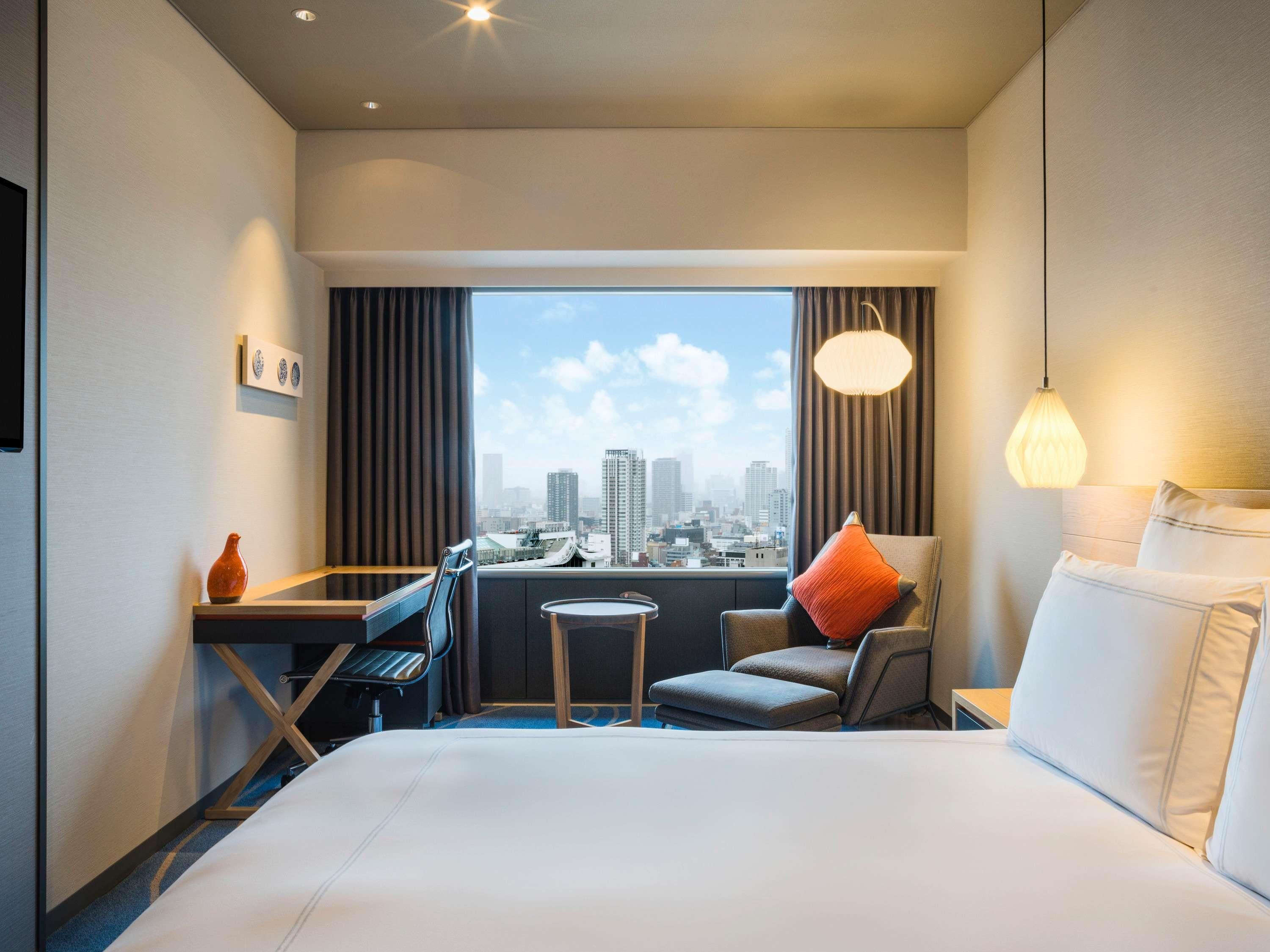 Double Queen Size Bed