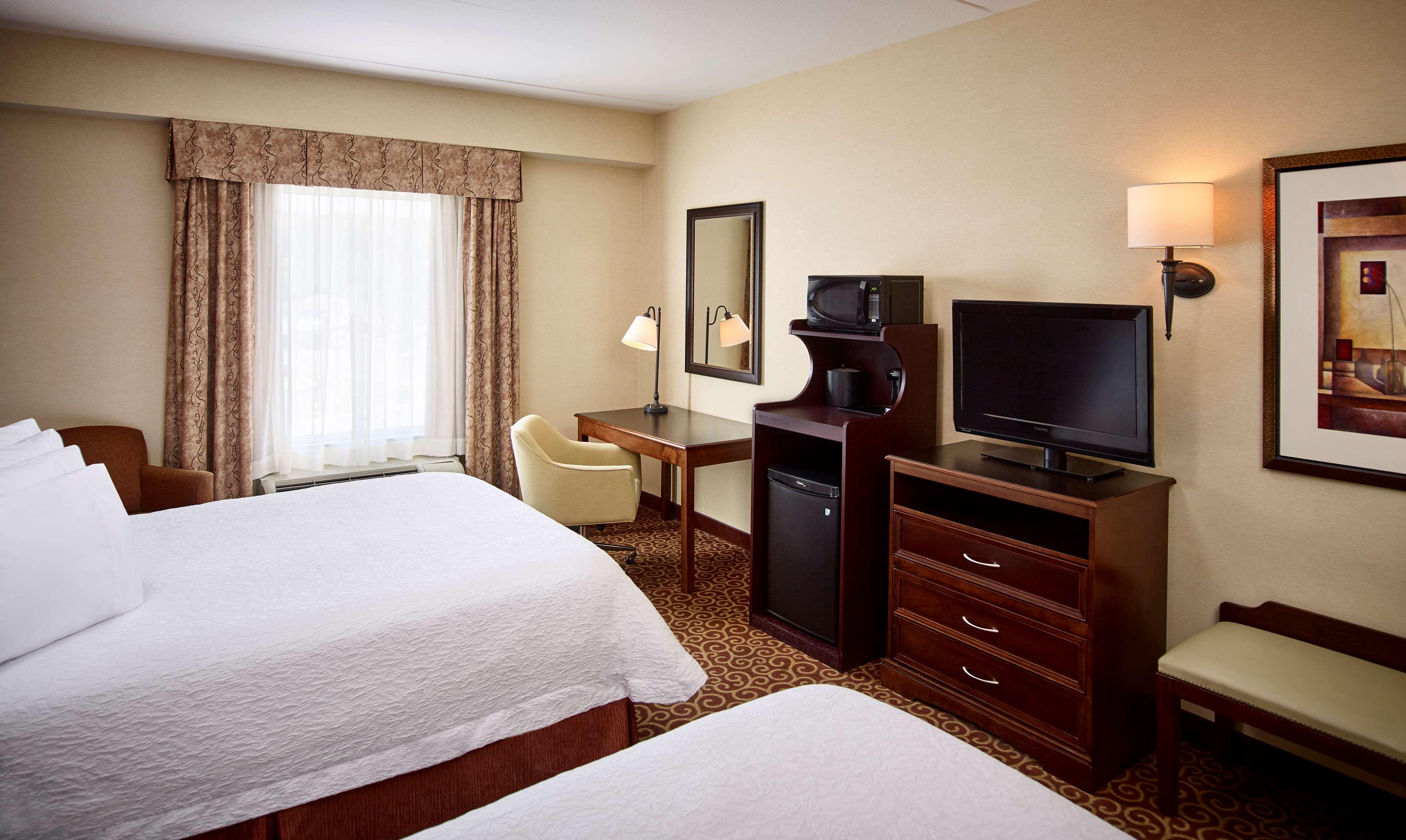 Double Two Queen Beds Non Smoking