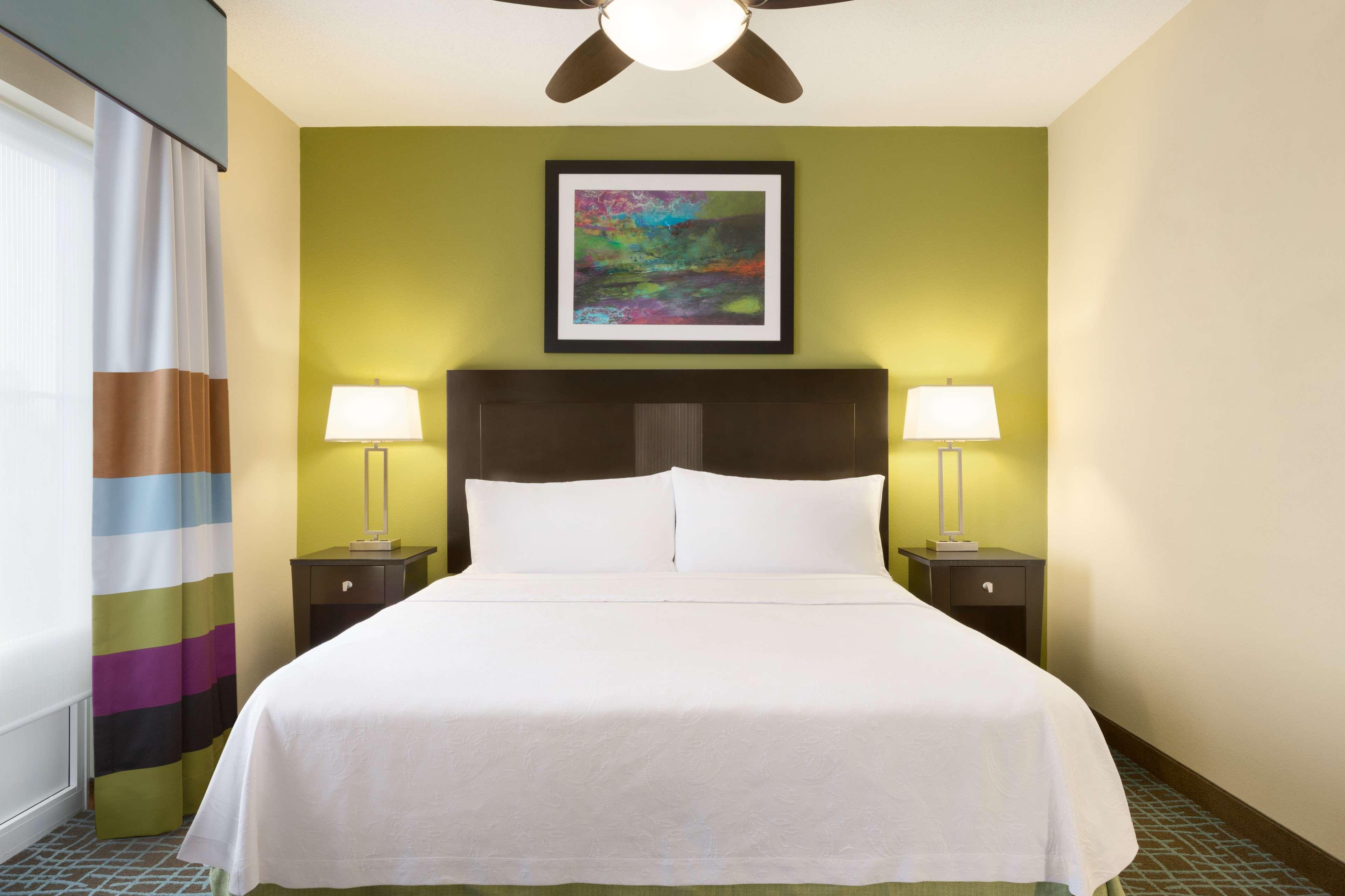 Studio King Bed Non Smoking