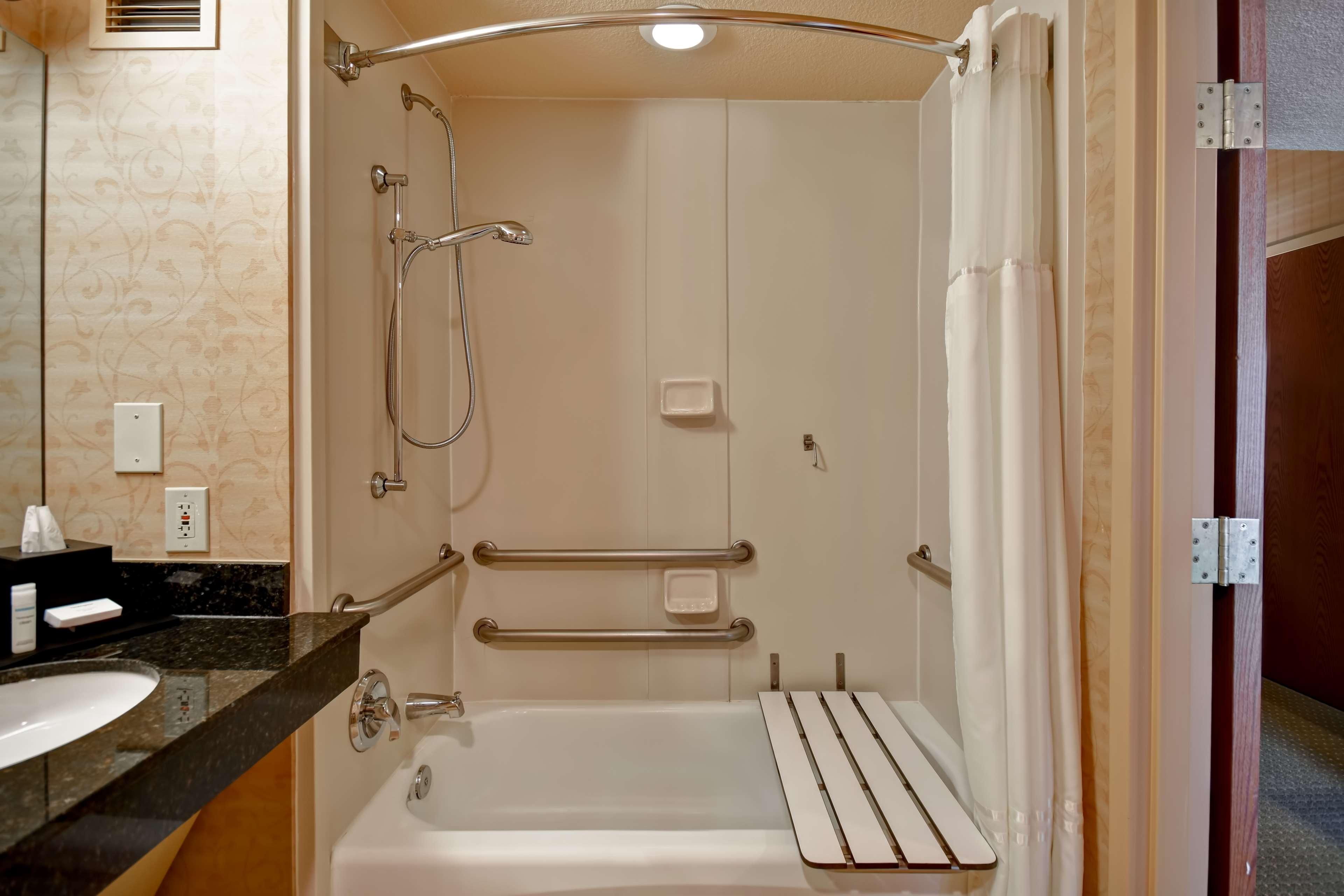 Room King Bed Non Smoking