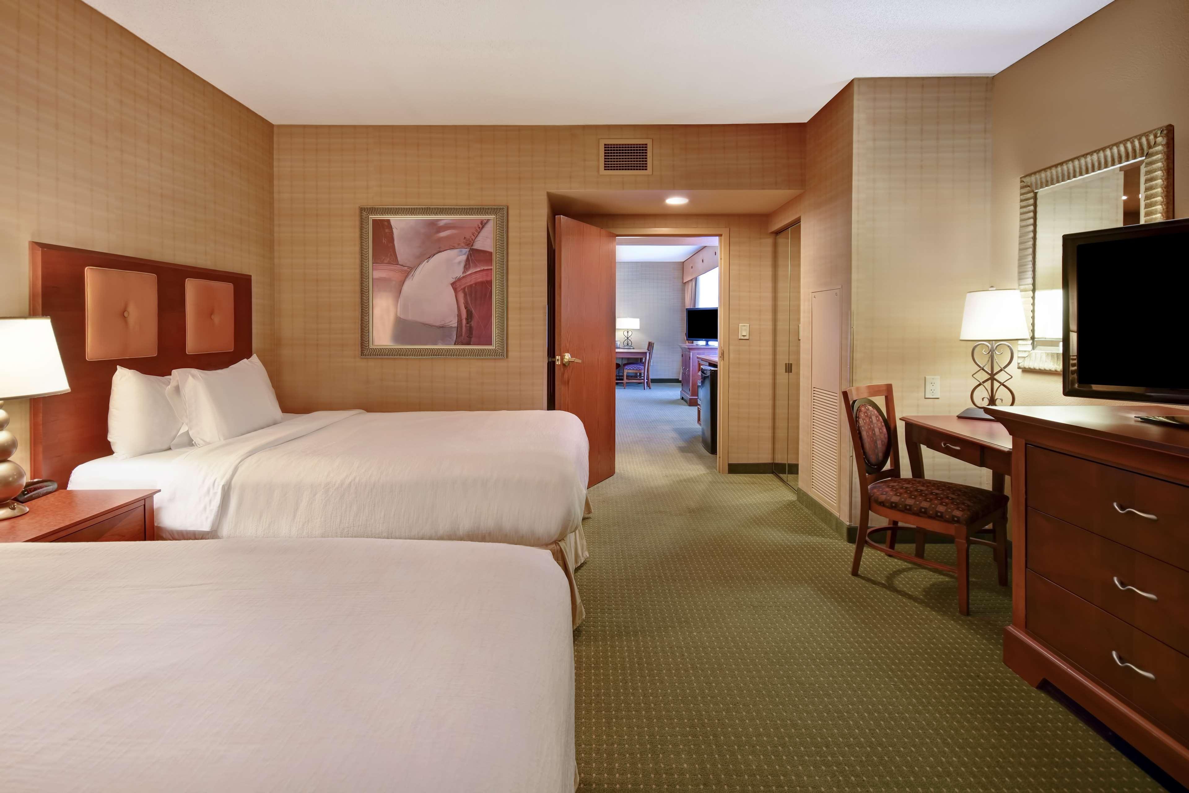Suite Two Queen Beds
