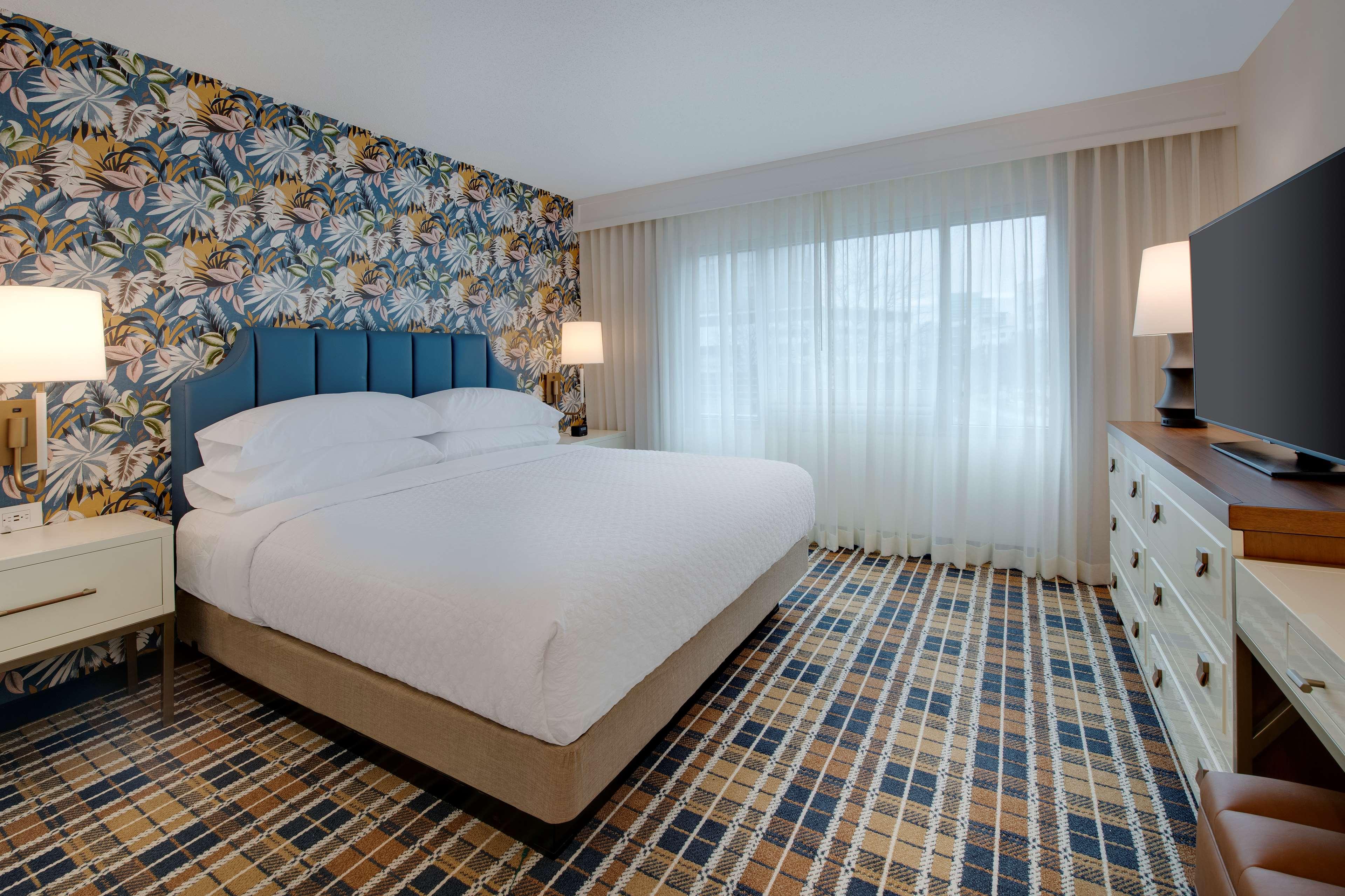 Double King Bed Non Smoking