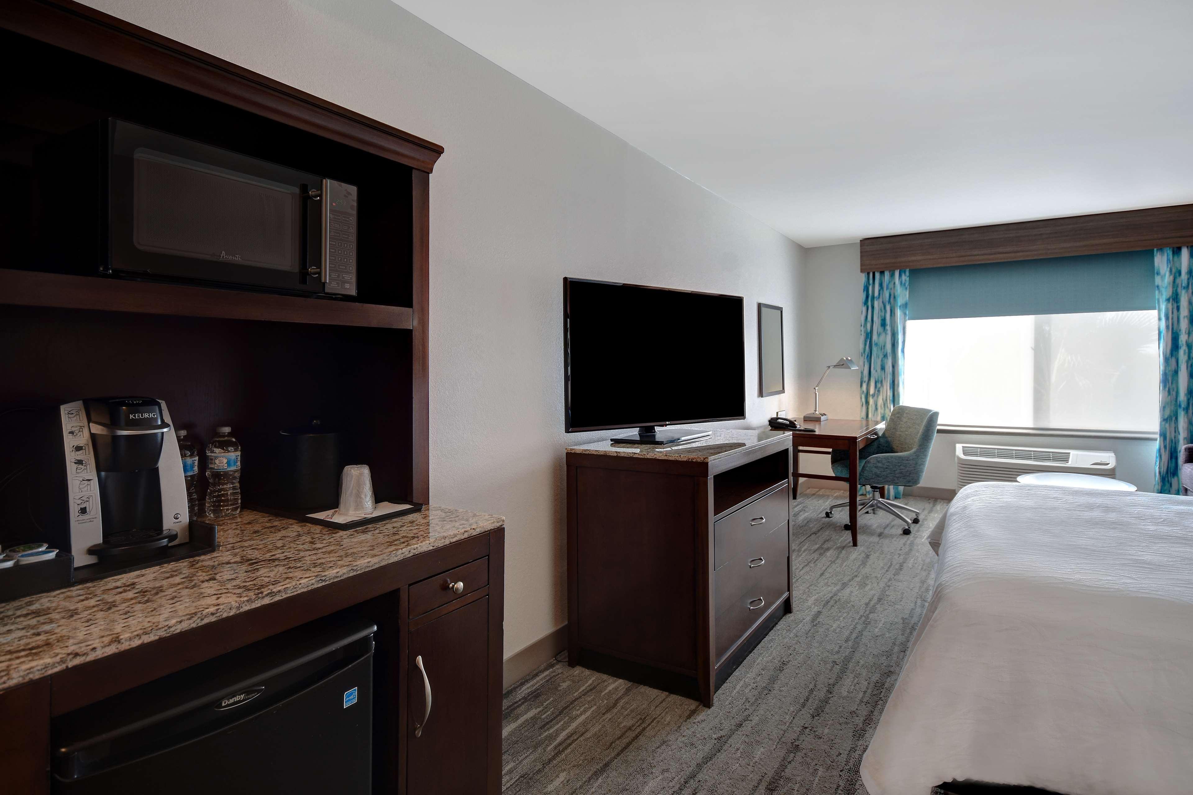 Room Premium King Bed