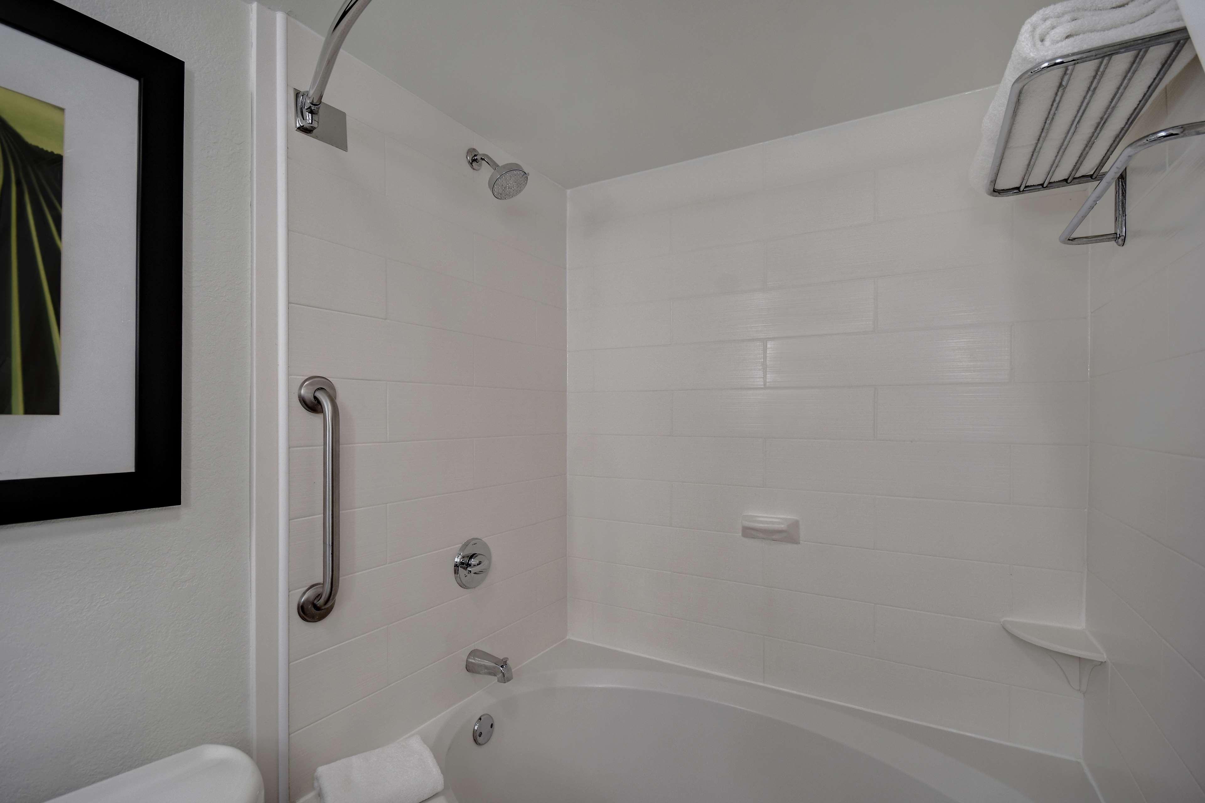 Room Premium King Bed