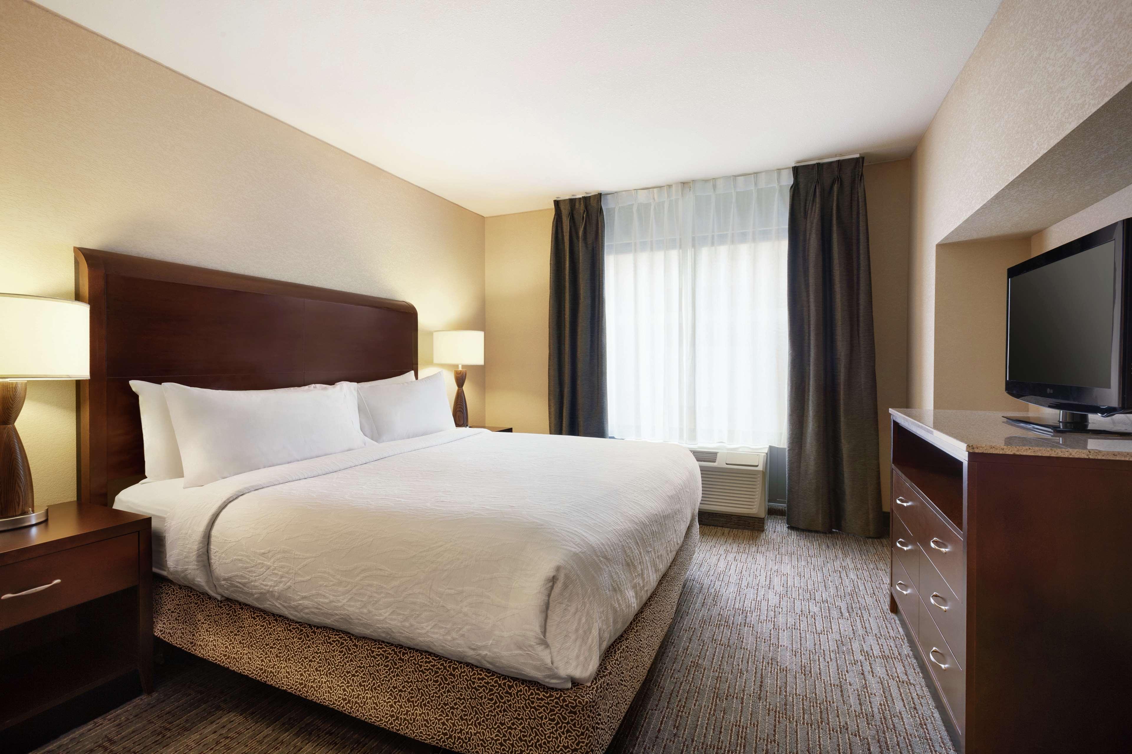 Junior Suite King Size Bed