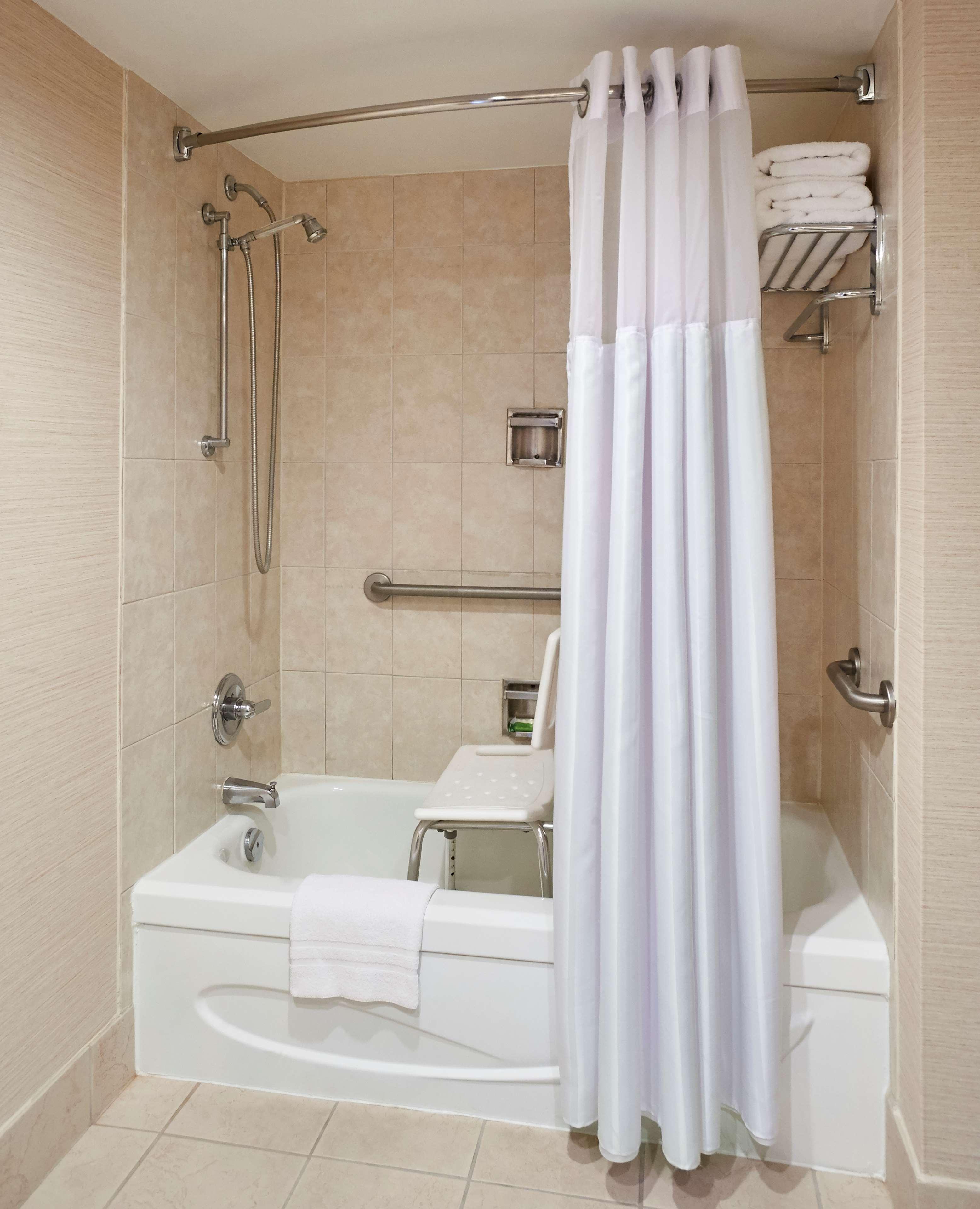 Room Queen Bed Non Smoking