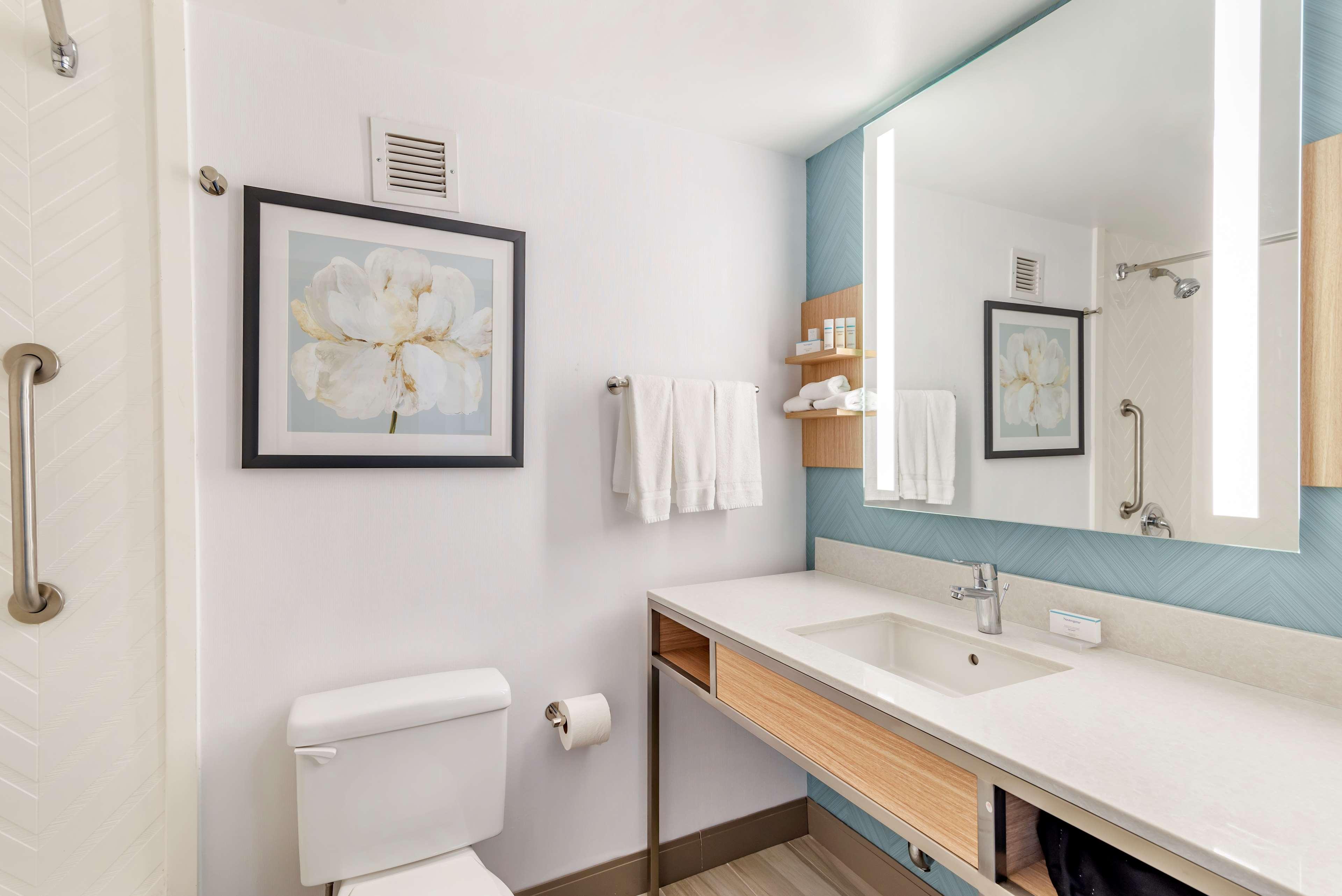 Double Guest Room King Bed