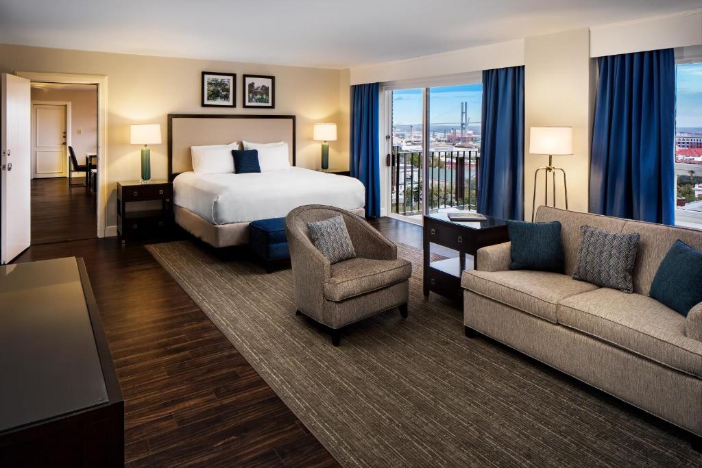 Suite Executive King Bed