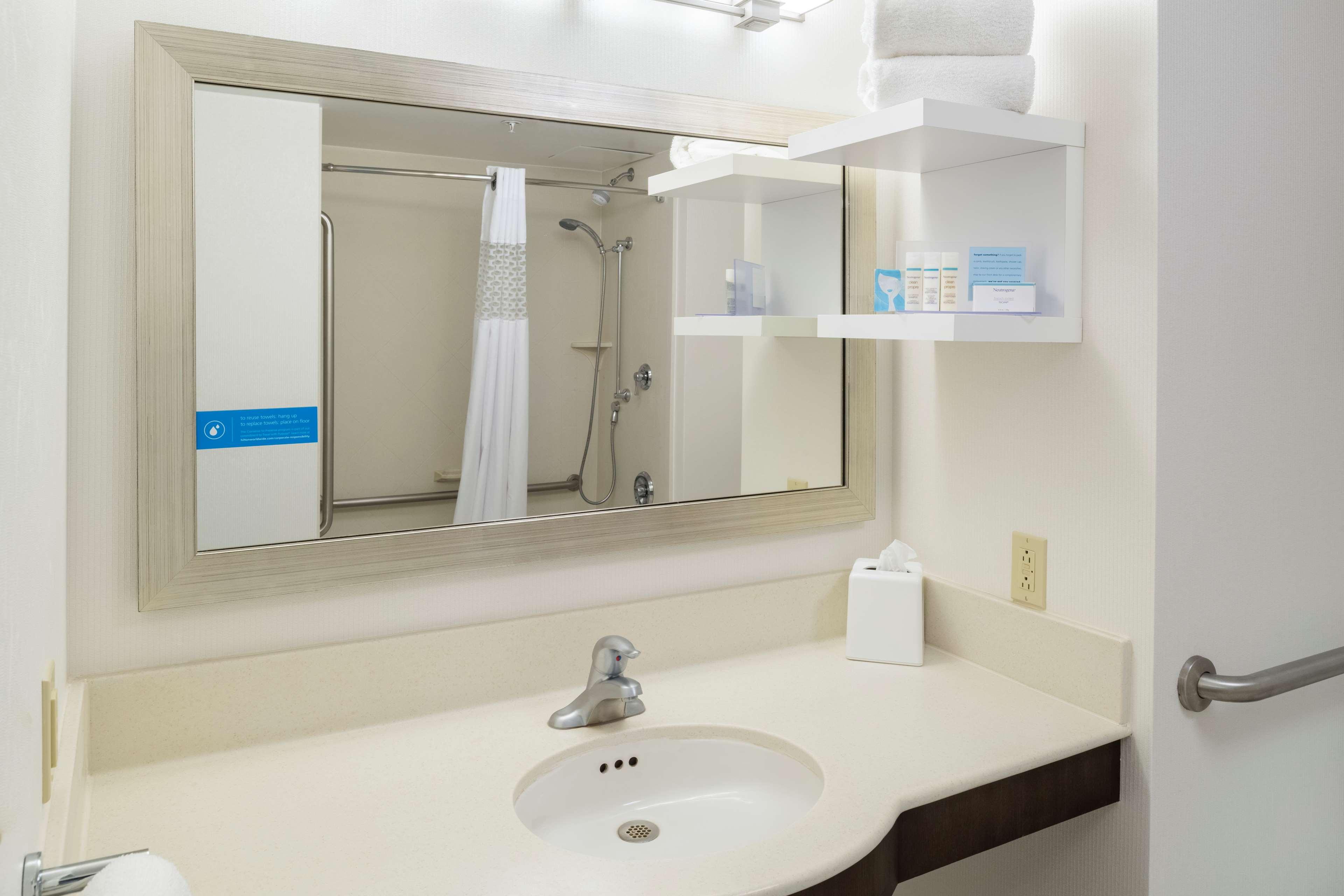 Double King Bed Non Smoking