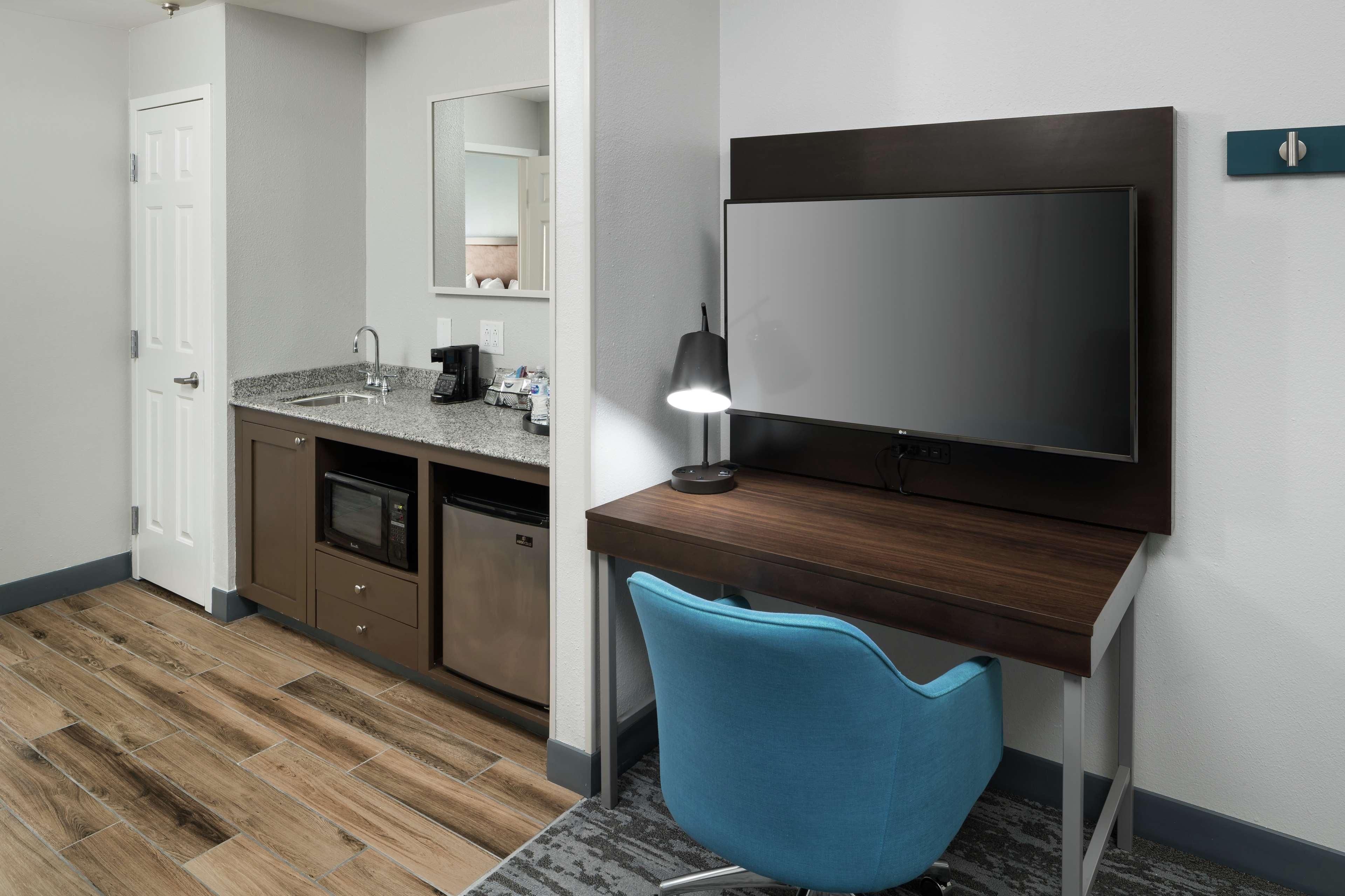 Suite King Bed One Bedroom 