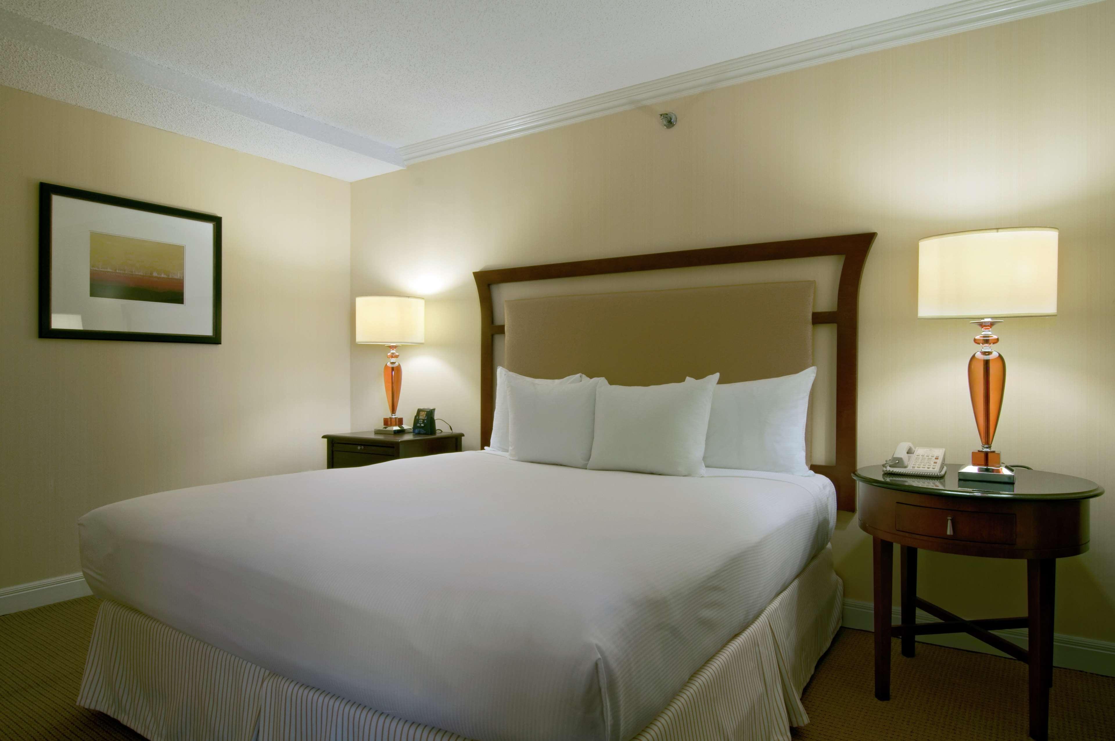 Double Queen Size Bed