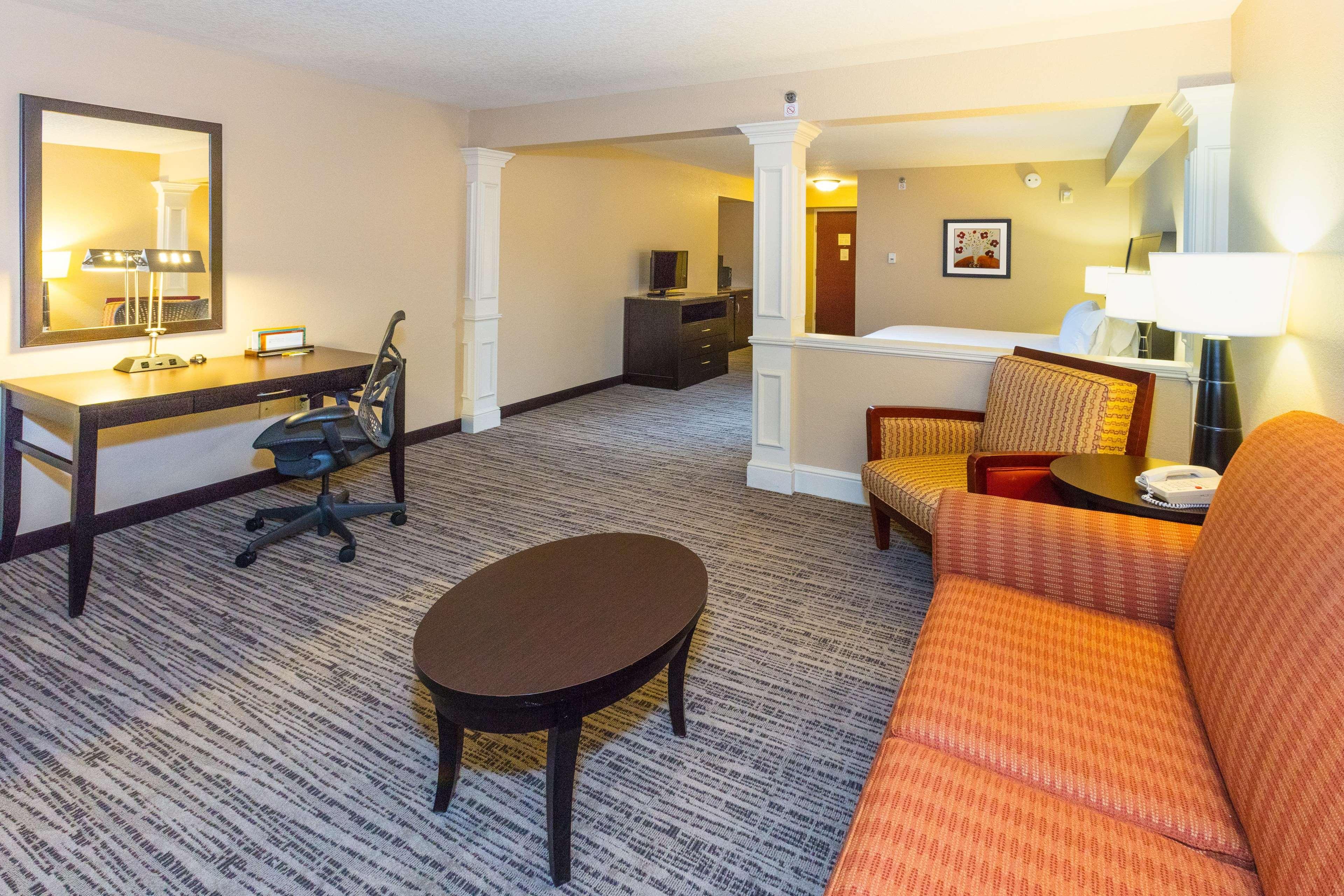 Junior Suite King Size Bed