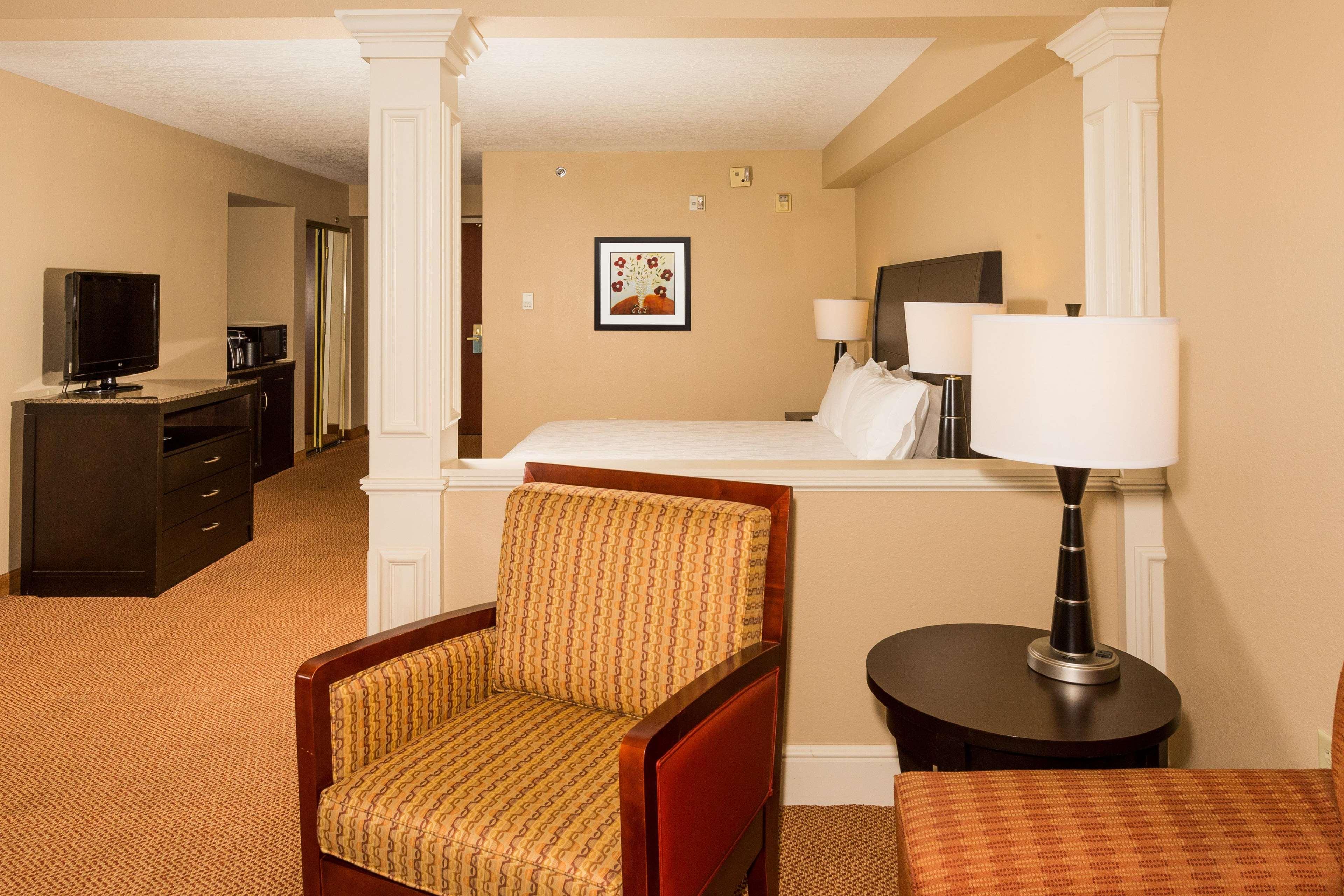 Junior Suite King Size Bed