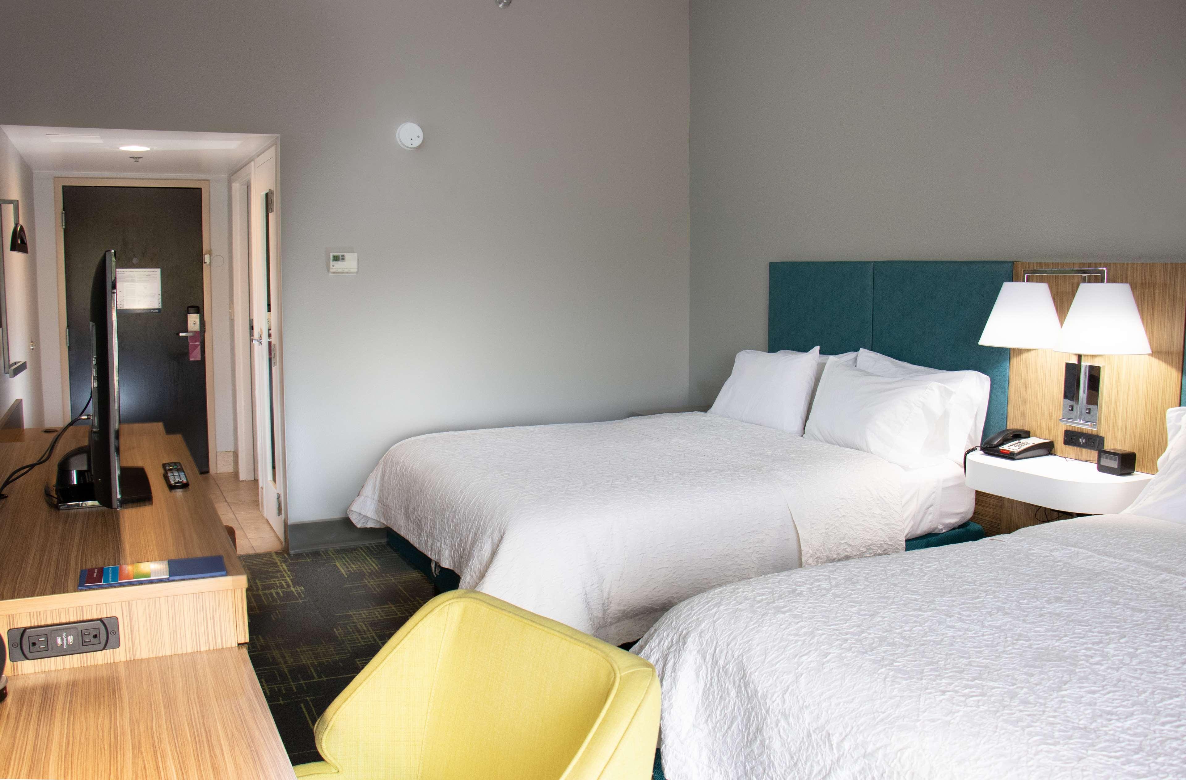 Double Two Queen Beds Non Smoking