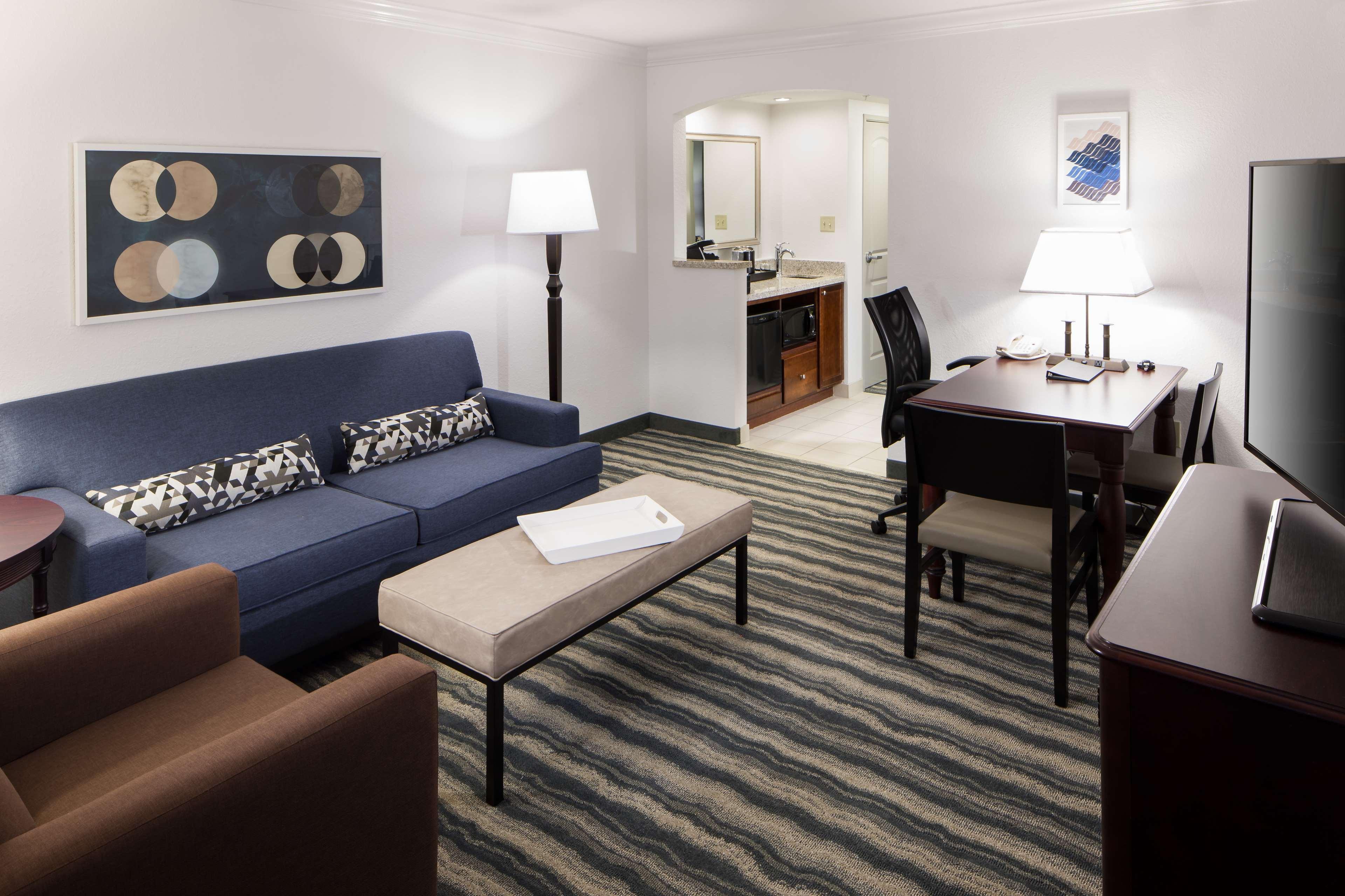 Suite Two Double Beds Non Smoking