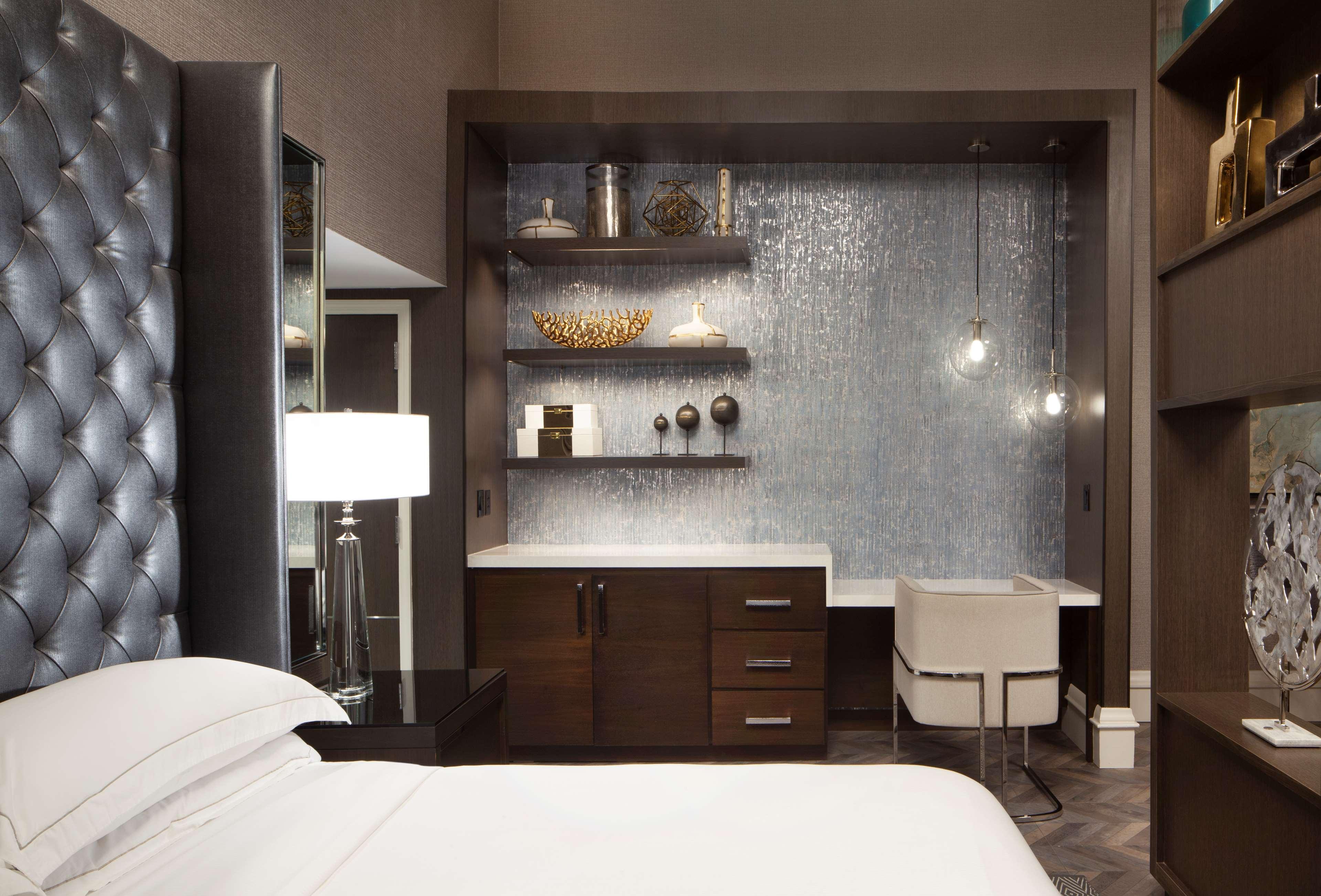 Suite King Bed One Bedroom 