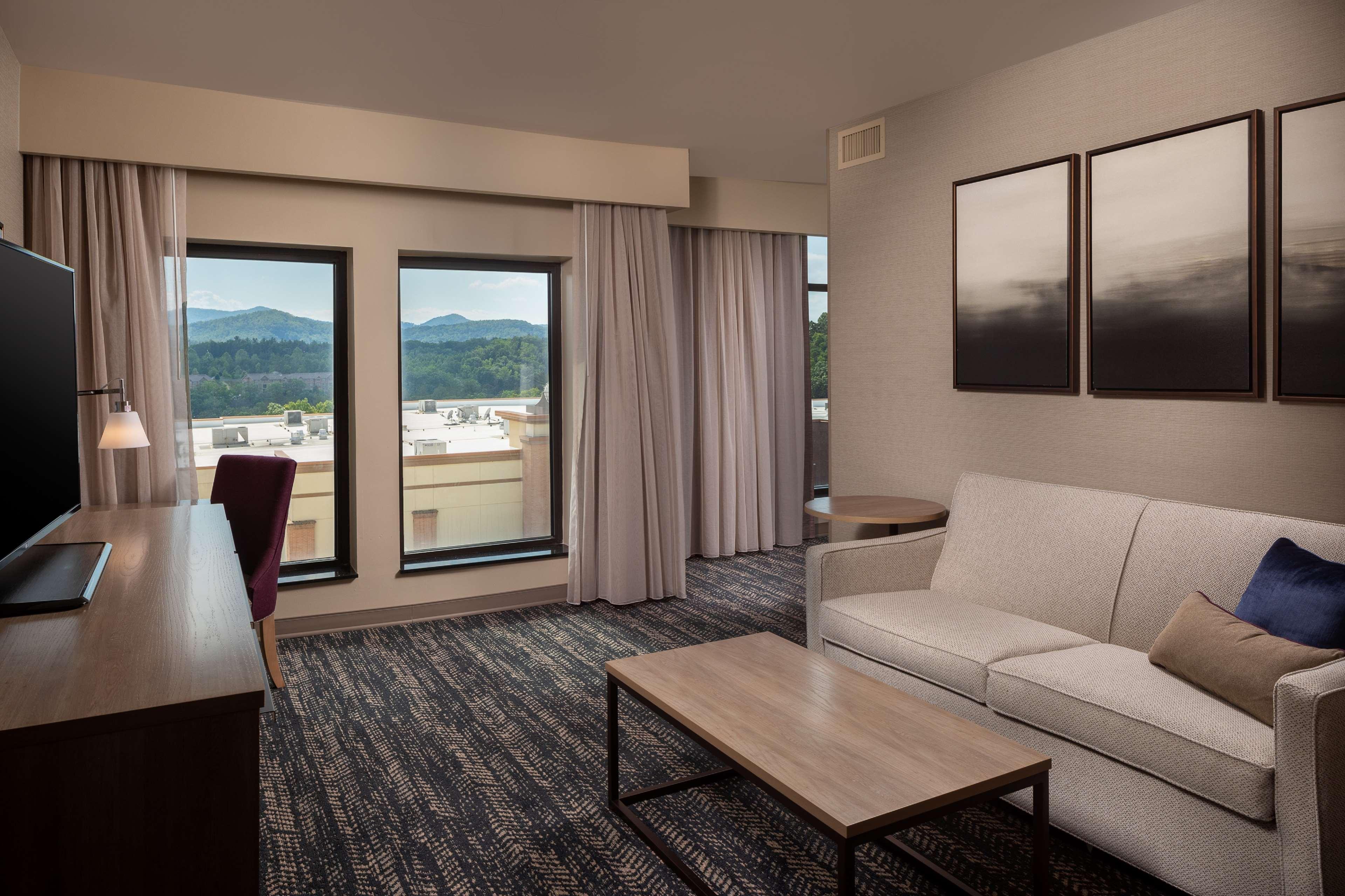 Junior Suite King Size Bed