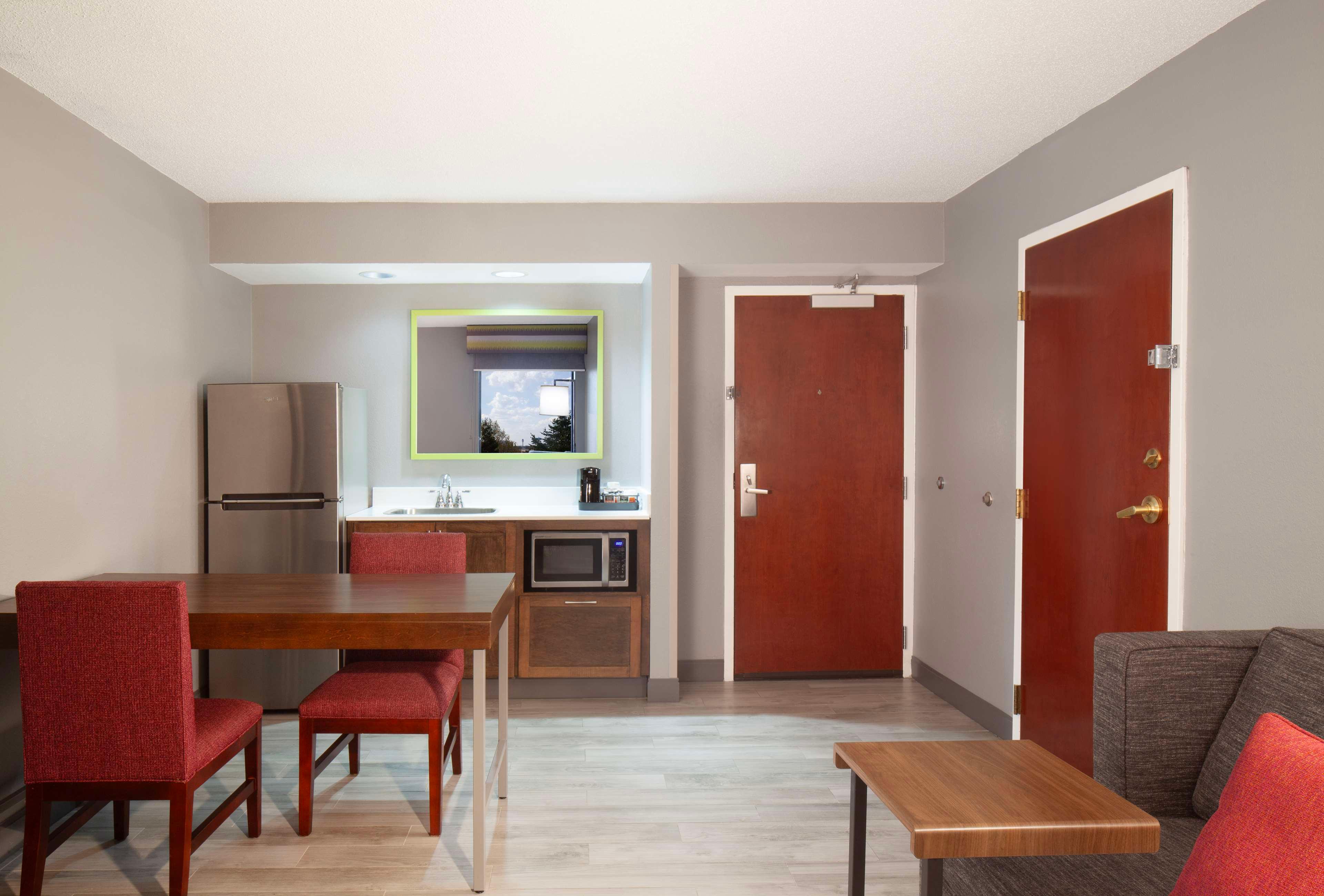 Suite King Bed One Bedroom 