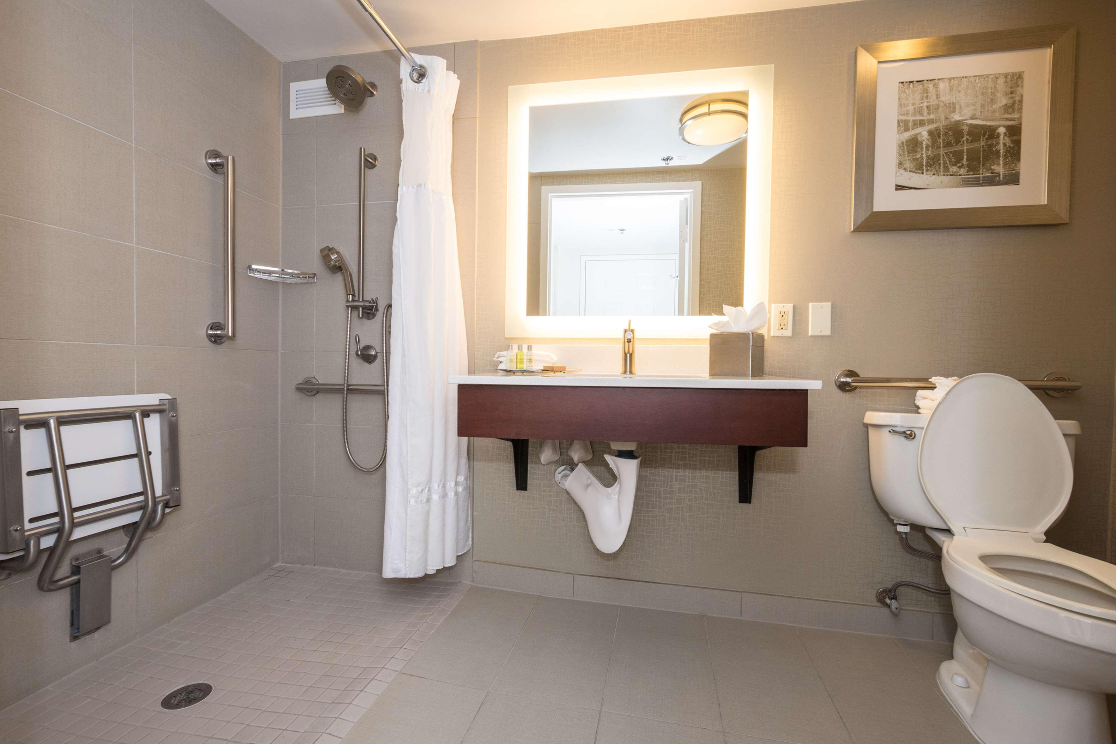 Double King Bed Non Smoking