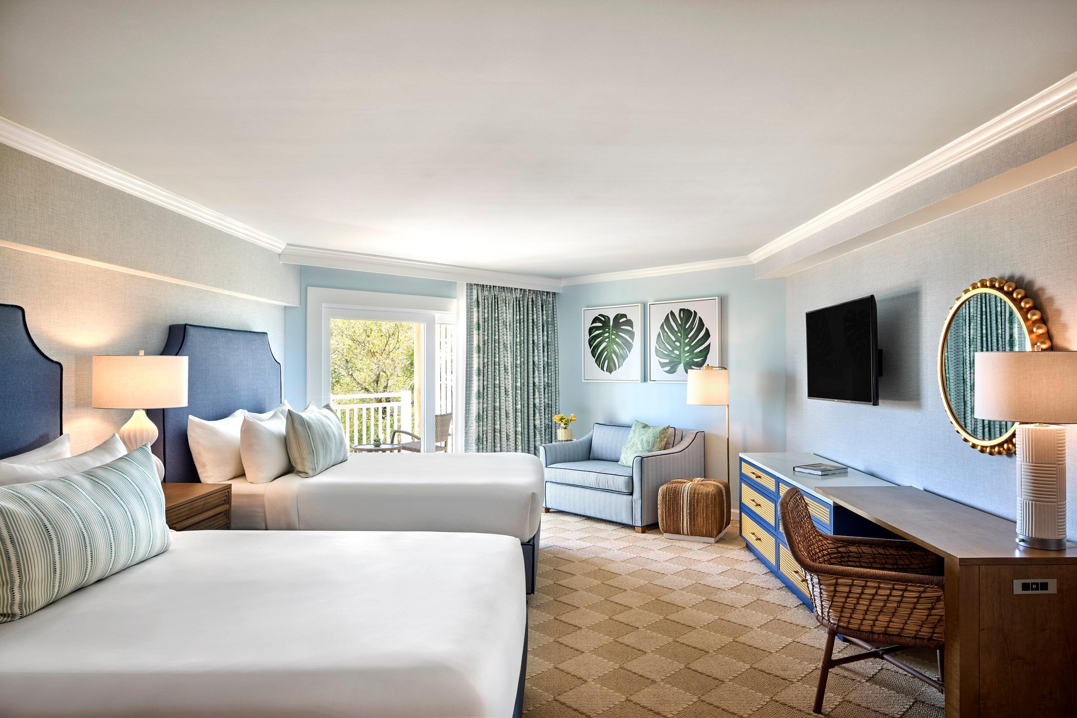 Studio Two Queen Beds