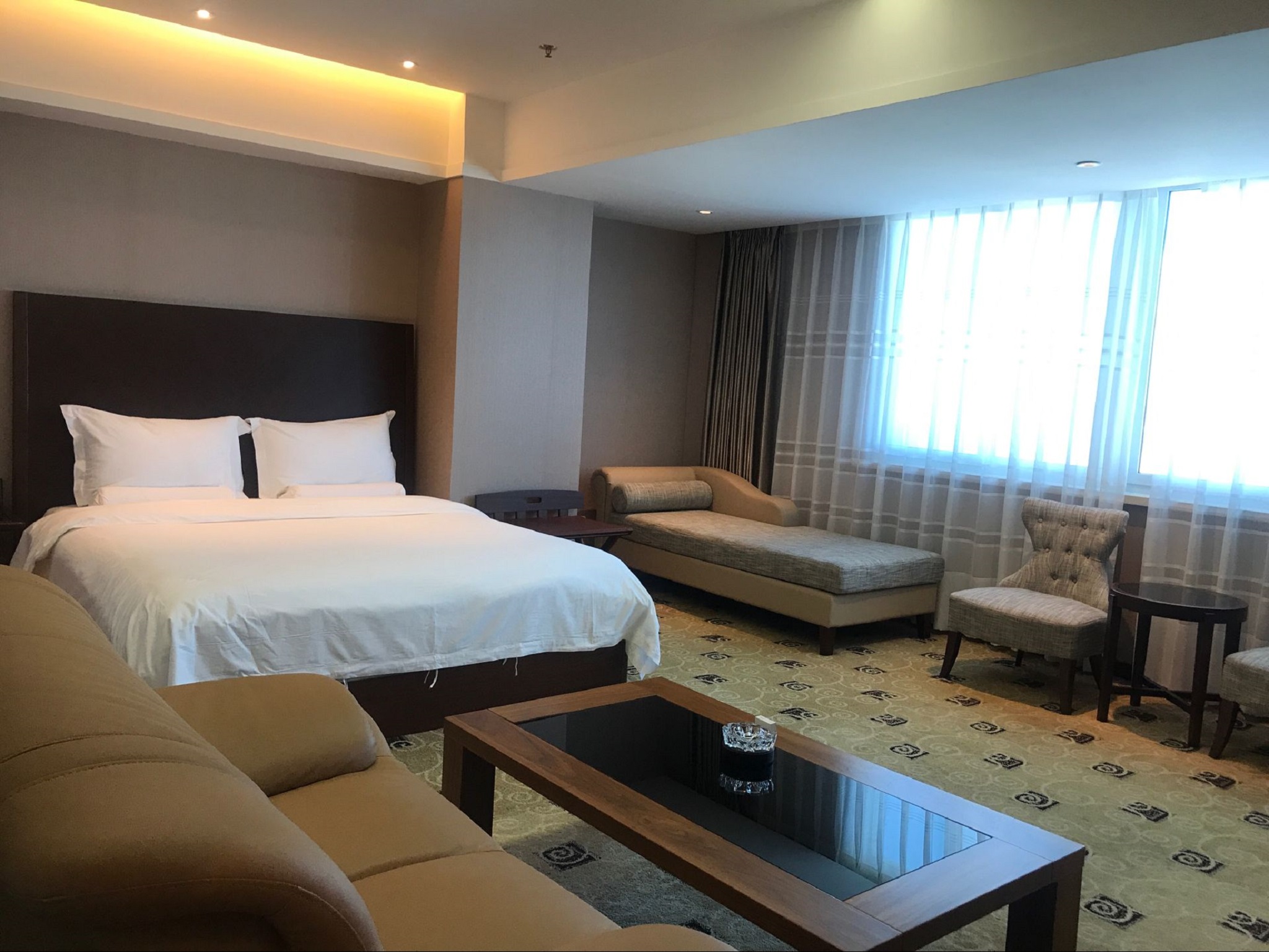 Family Room Superior