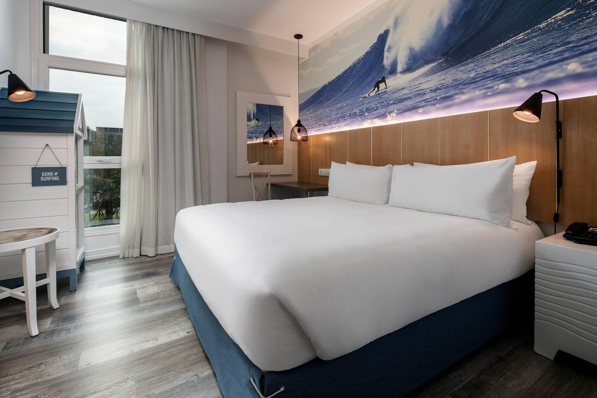 Double King Size Bed