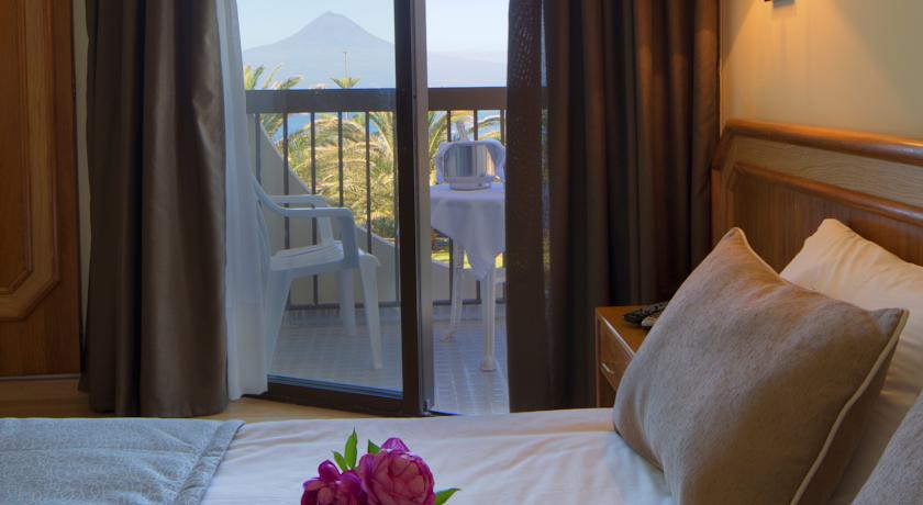 Double or Twin Sea View