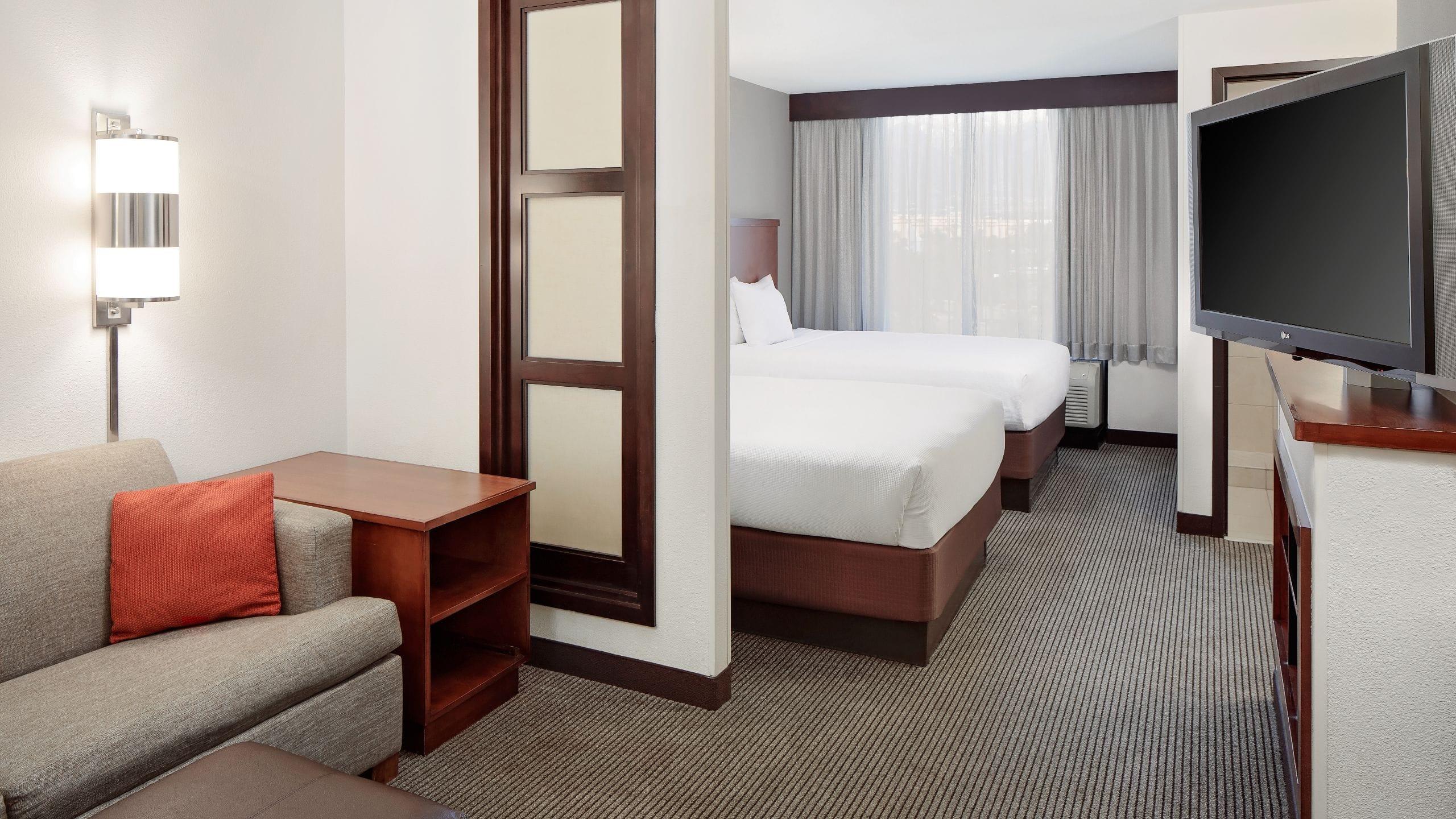 Quadruple Two Double Beds Non Smoking