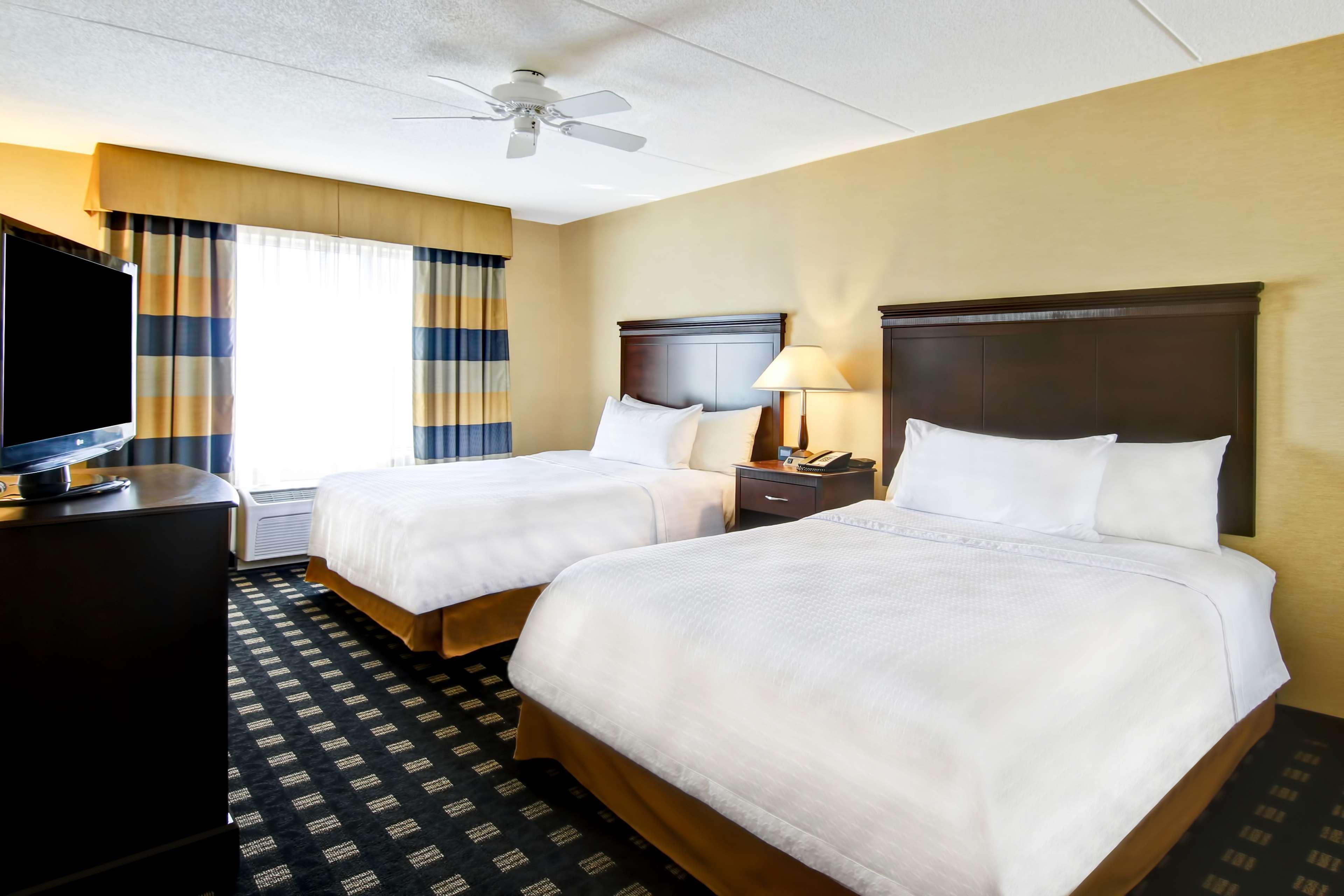 Suite Two Queen Beds One Bedroom