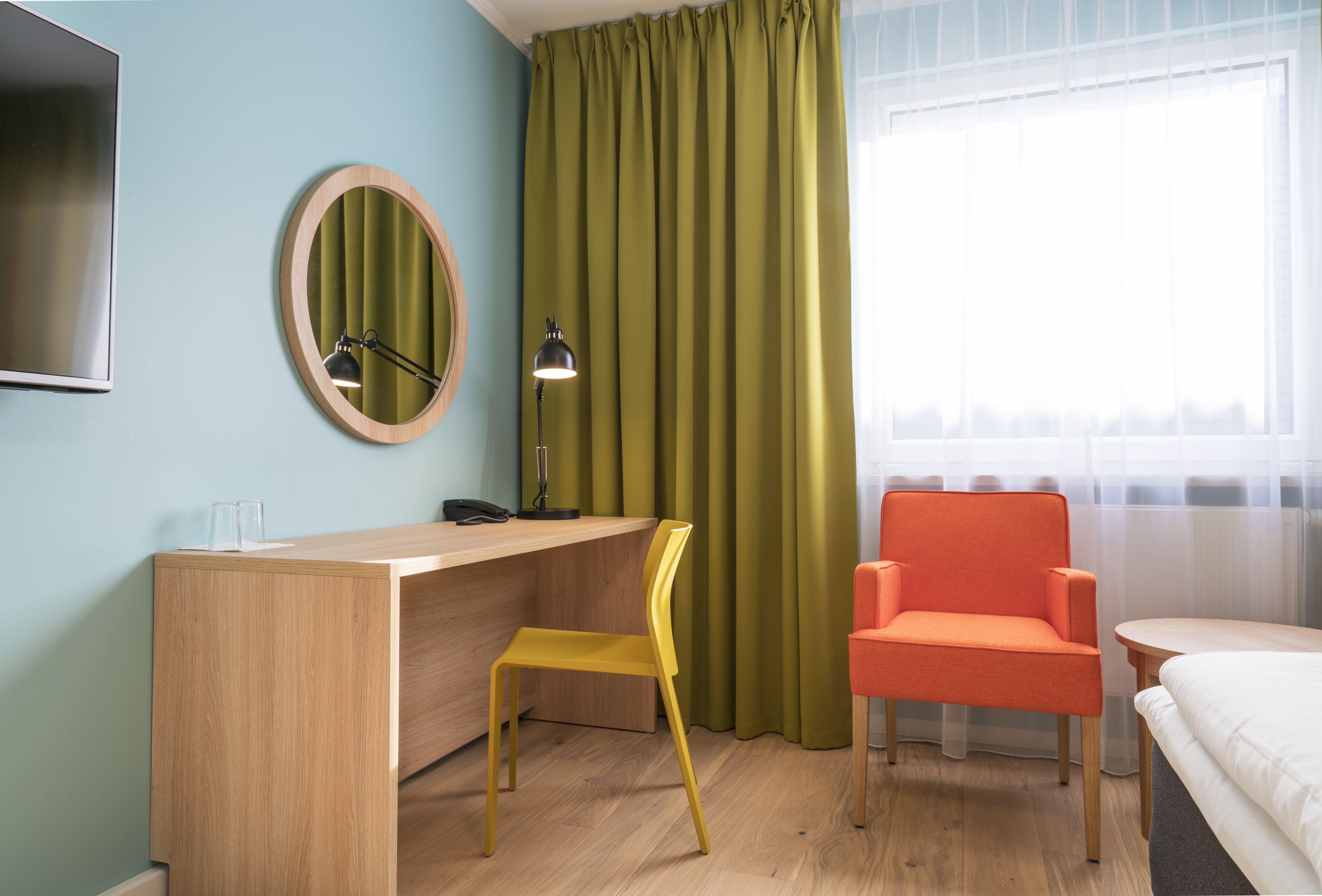 Double or Twin Standard