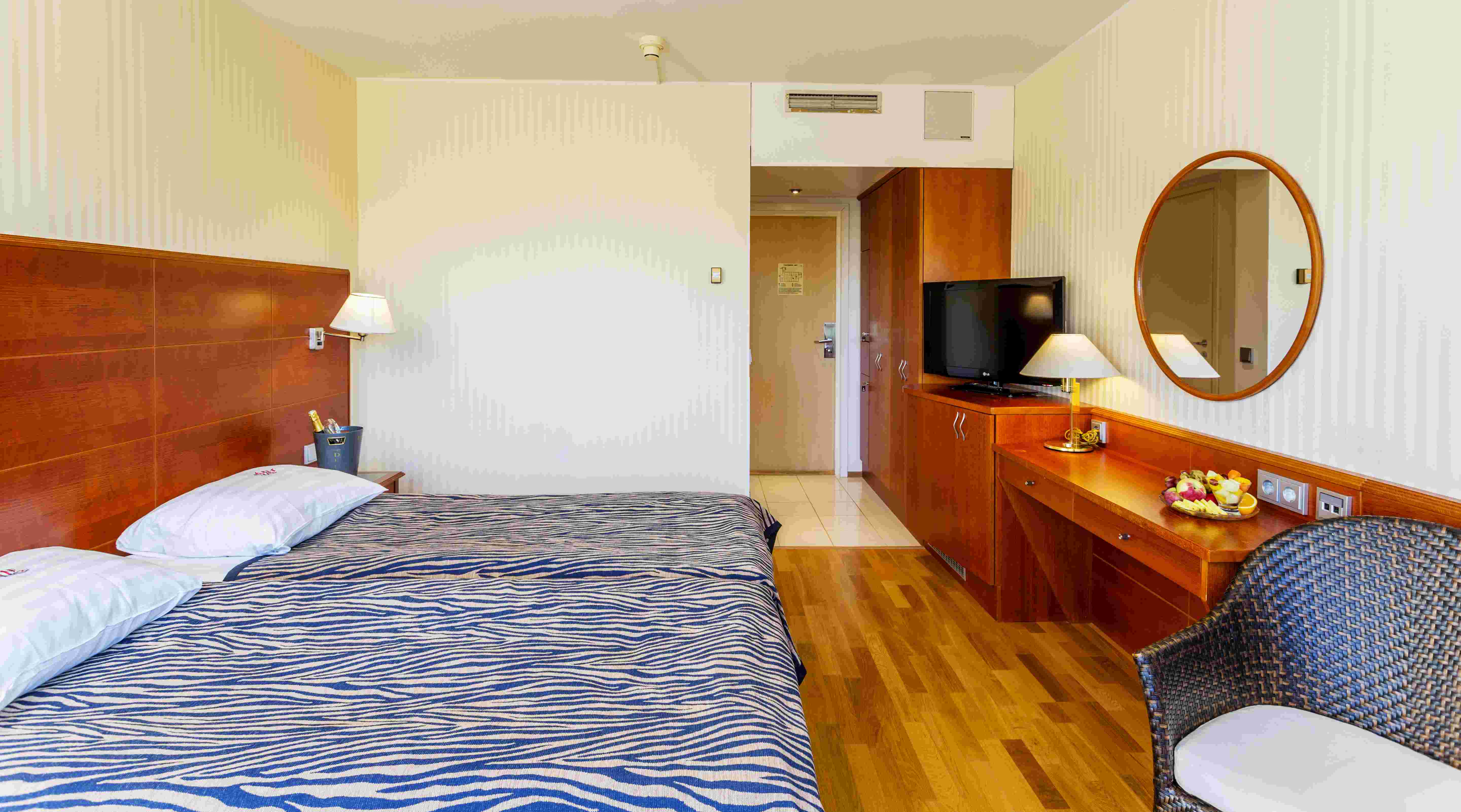 Twin Comfort Sea View