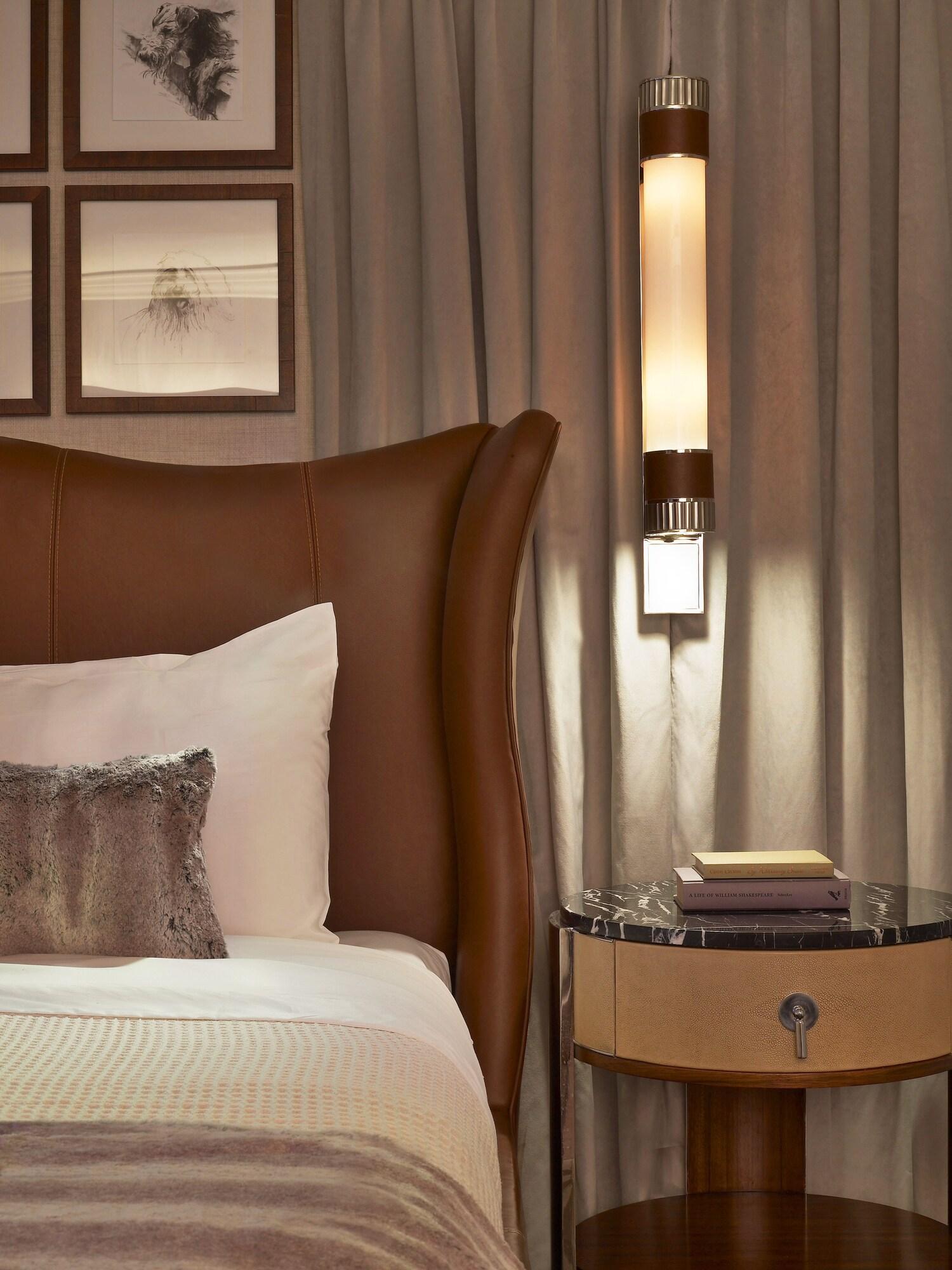 Double Deluxe King Bed