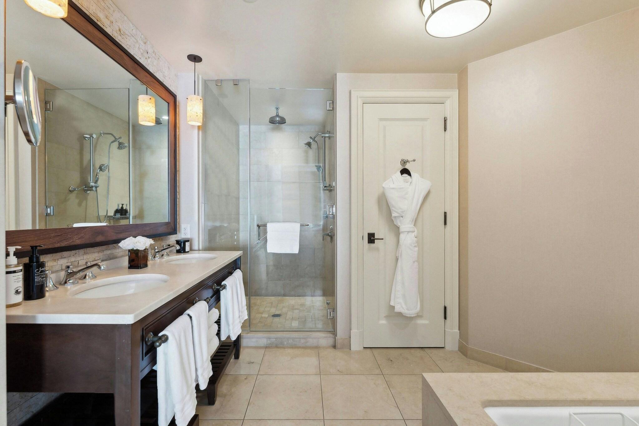 Suite One Bedroom with Views