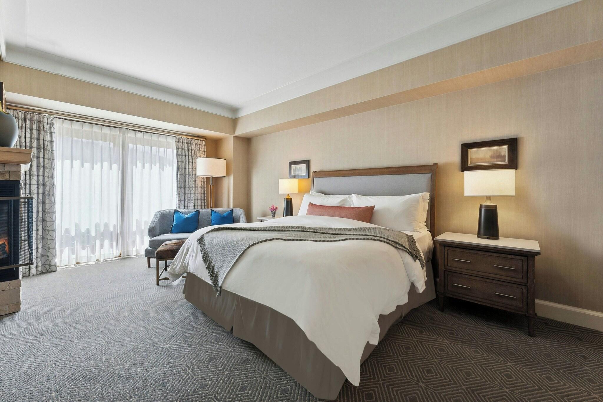 Suite One Bedroom with Views