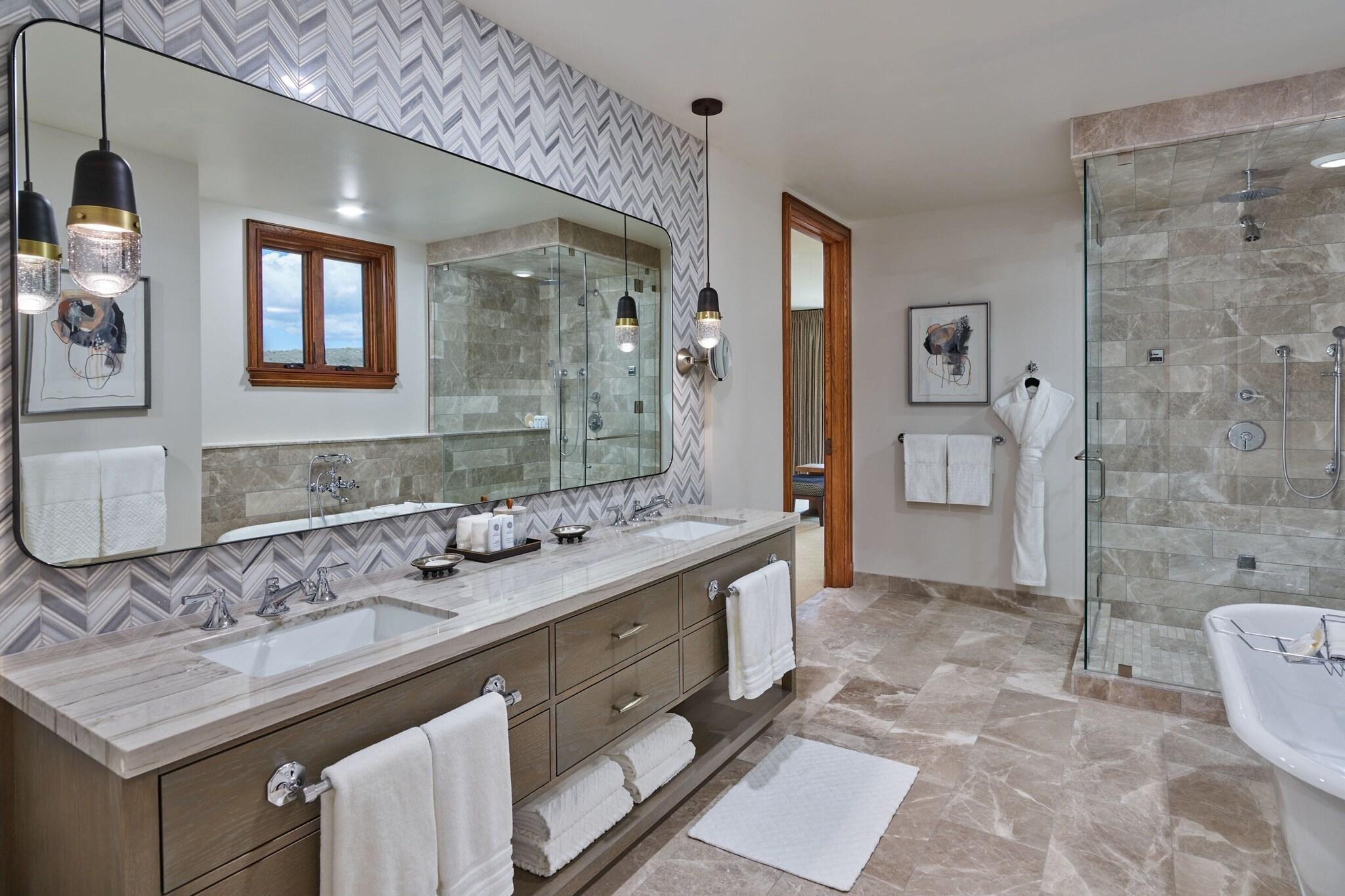 Double Deluxe with Views