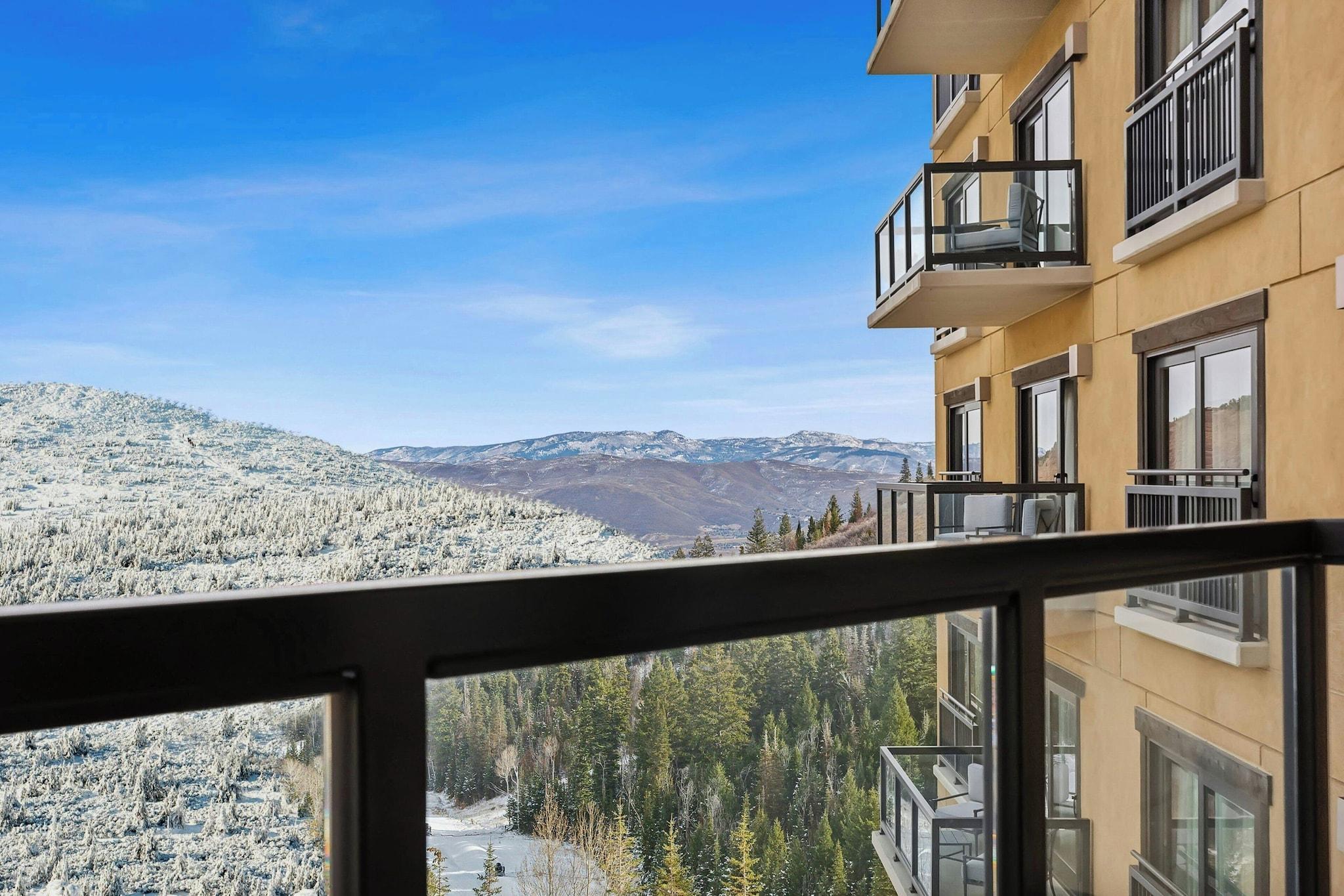 Double Deluxe with Views