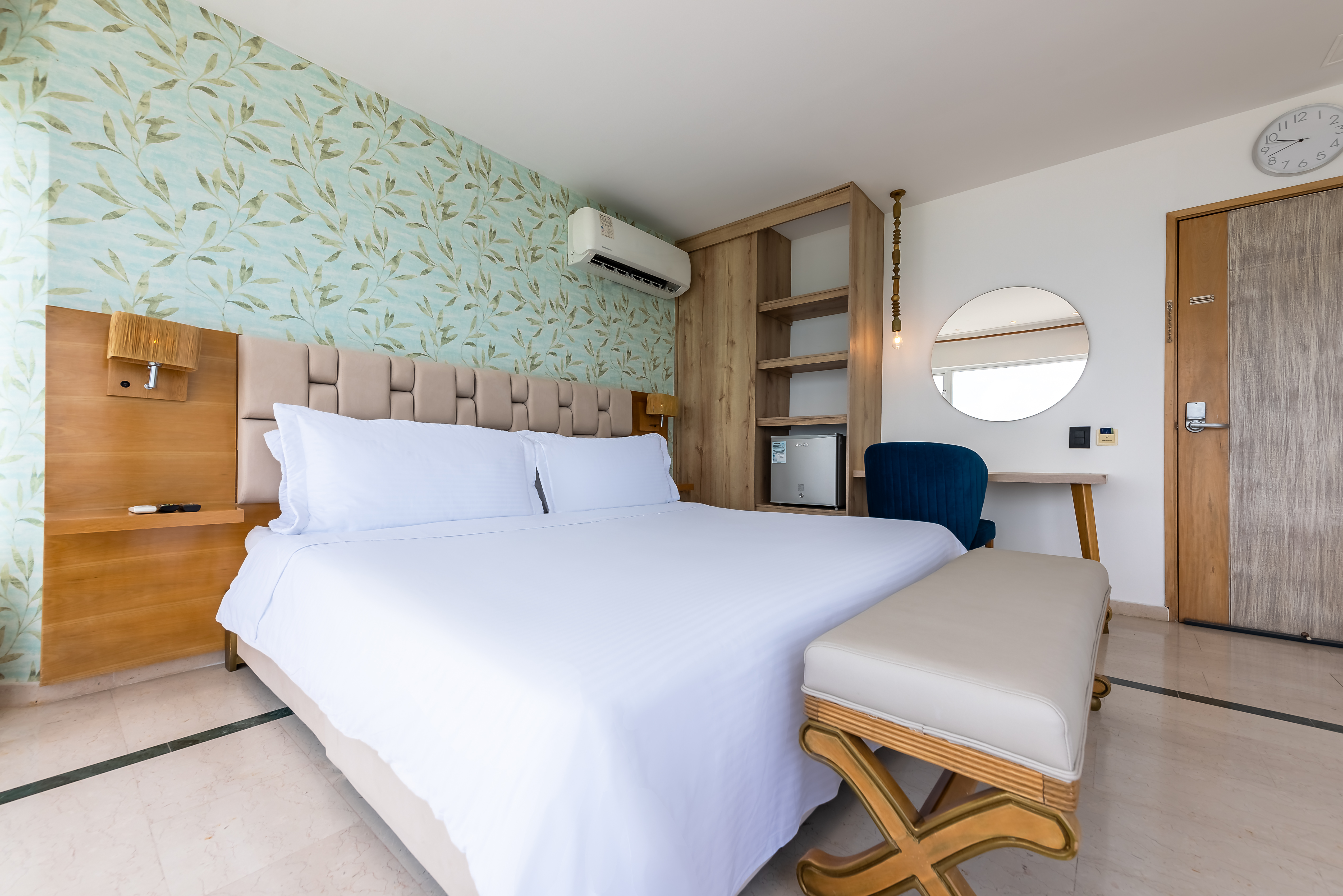 Single Deluxe Premium