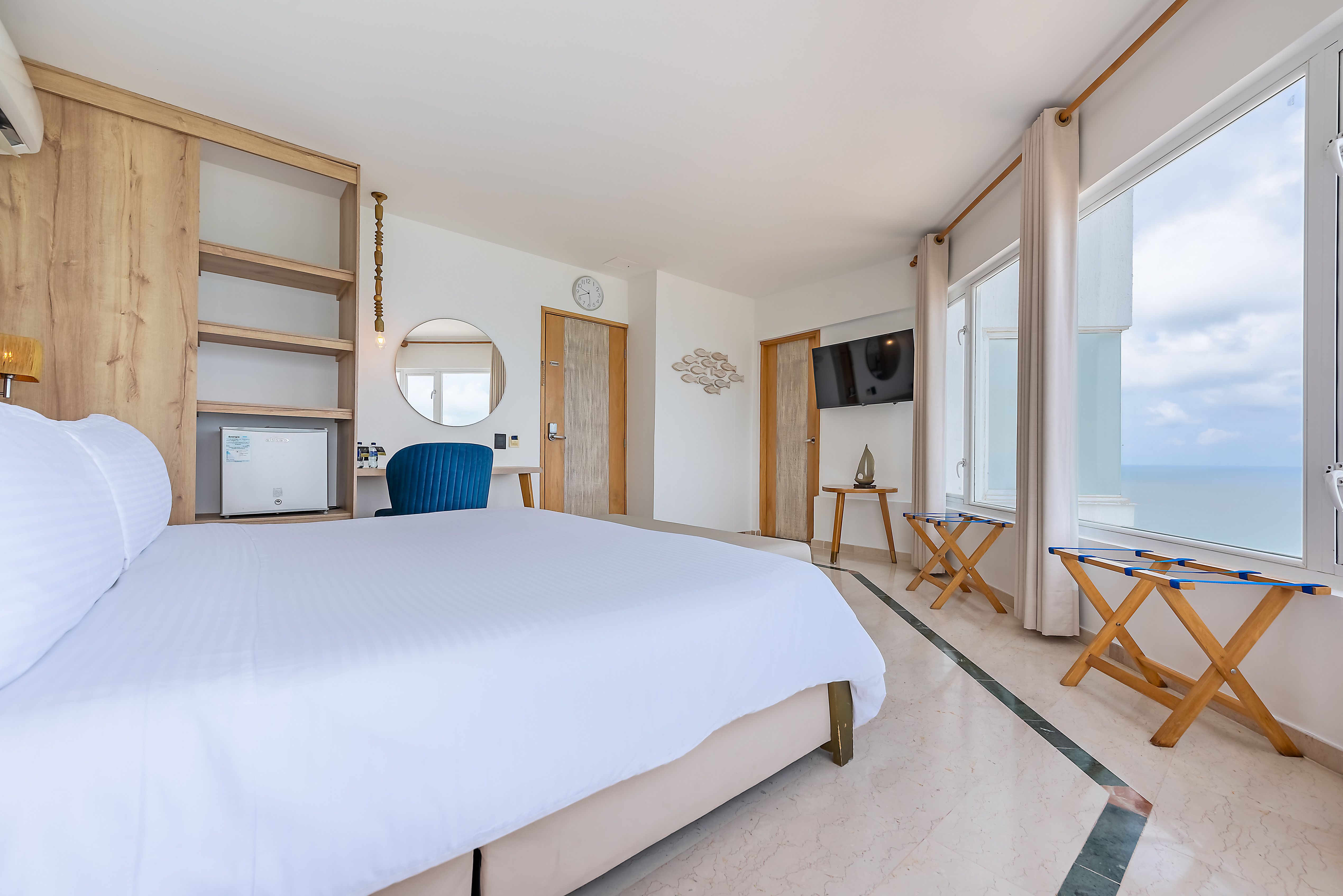 Single Deluxe Premium