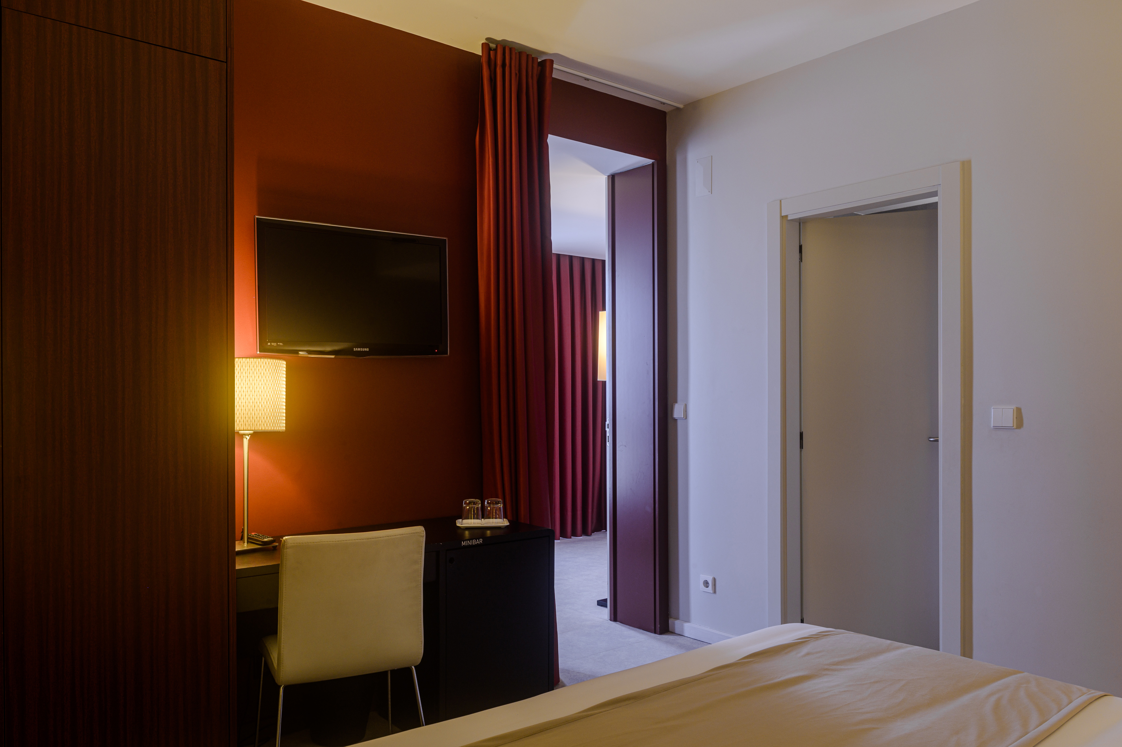 Double or Twin Capacity 4